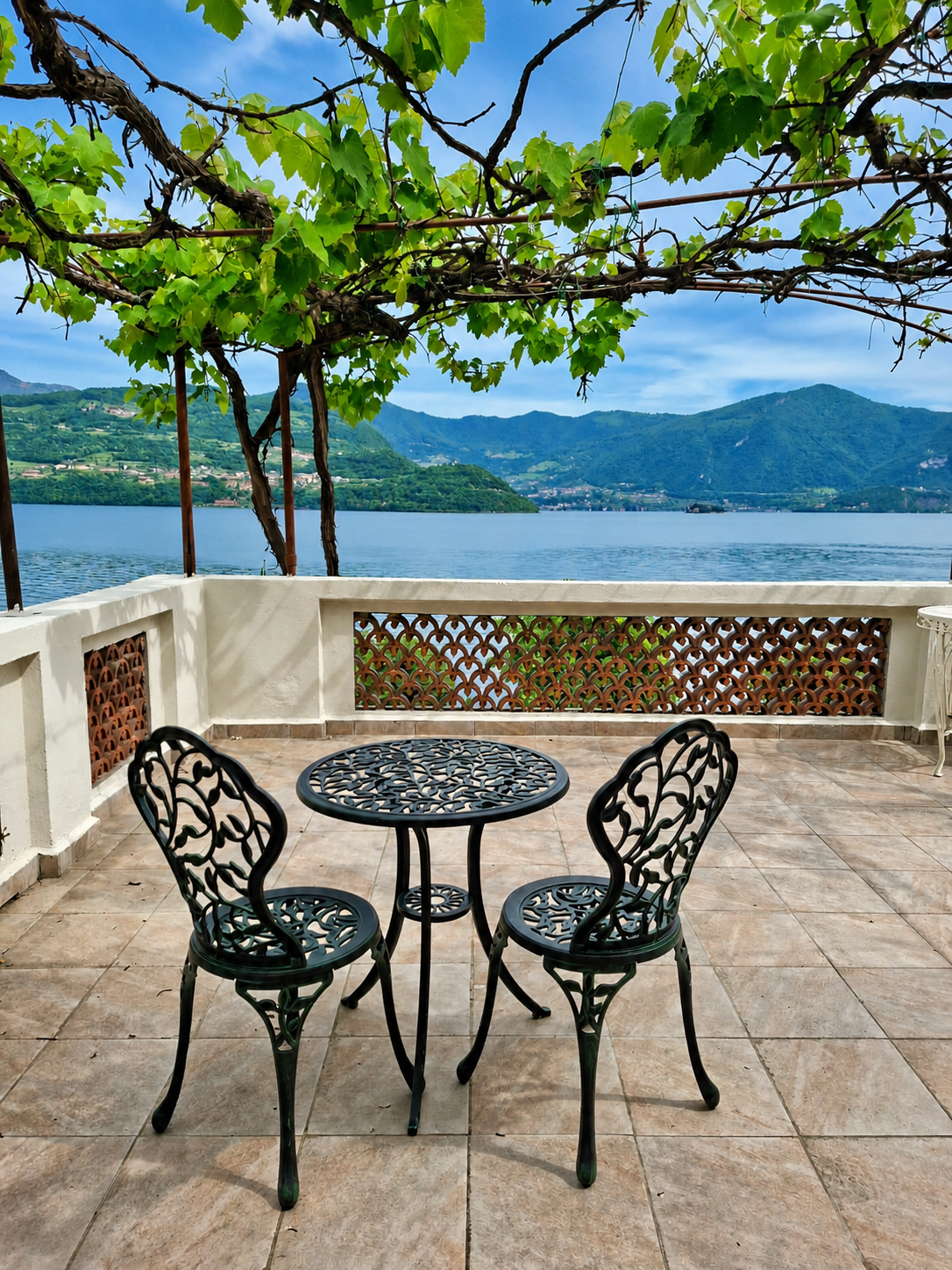 BaB Apartments Tavernola - דירת סטודיו עם מרפסת in Tavernola Bergamasca, Bergamo