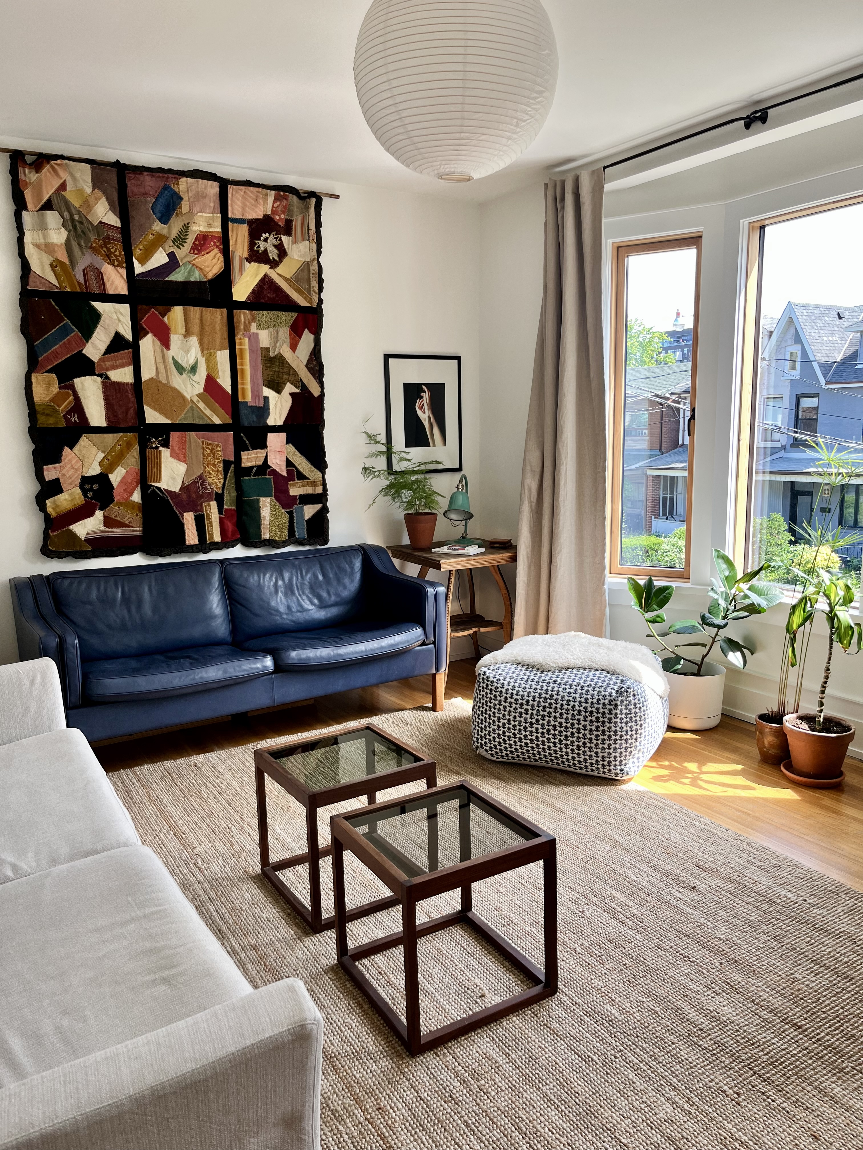 Artful Apartment near Trinity Bellwoods Park