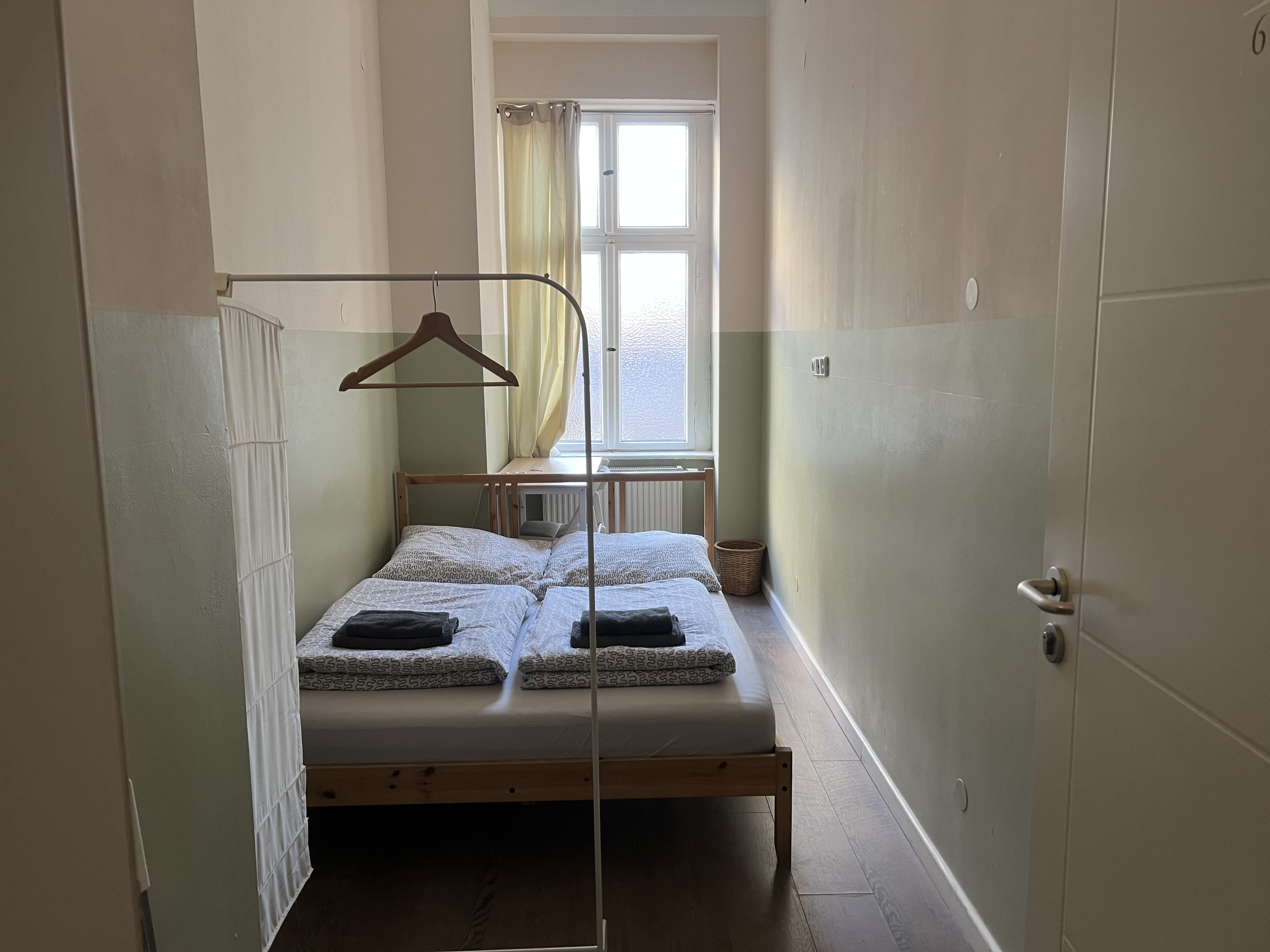 Private Room in Central City West / 6