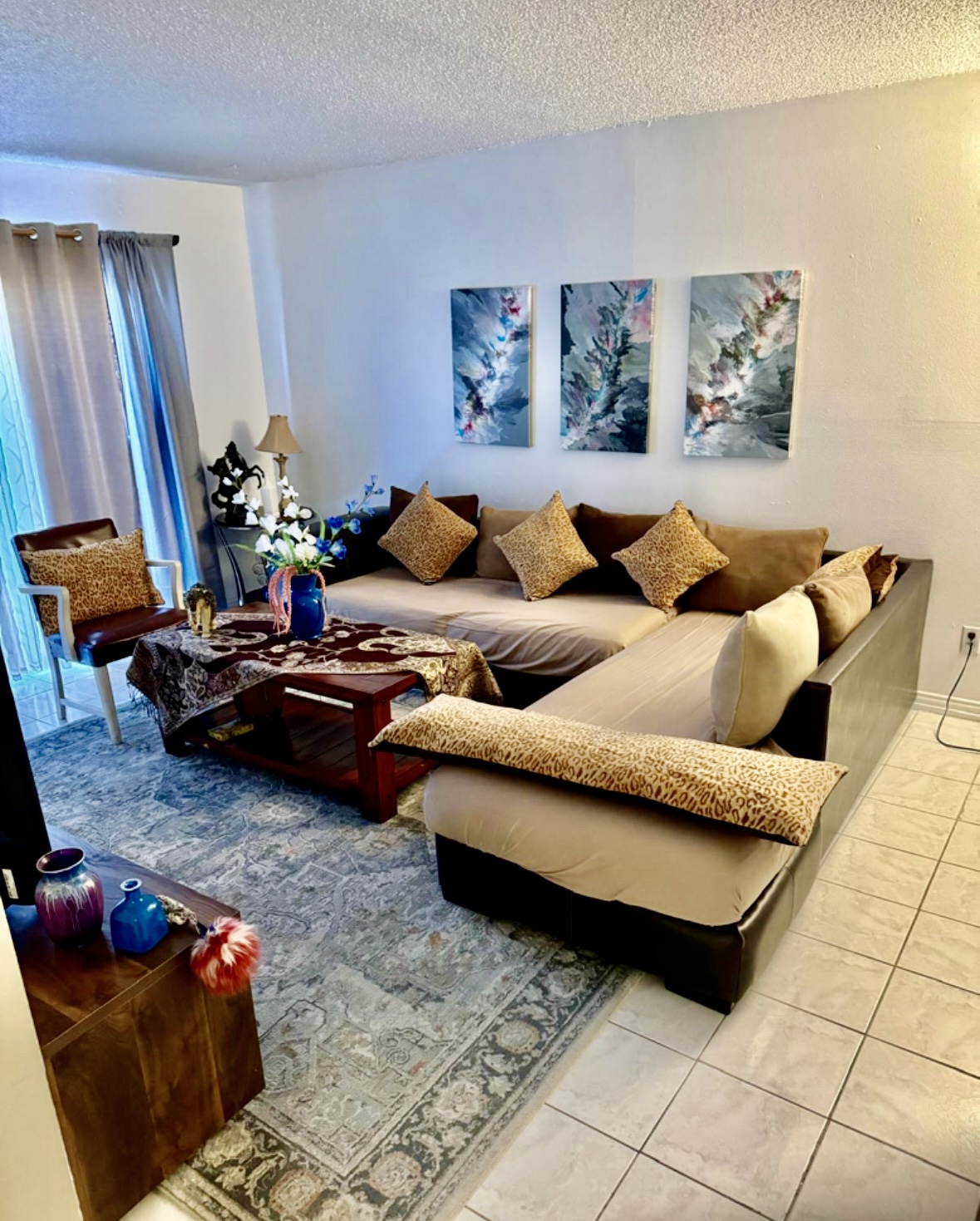 Summer internship ready, modern spacious in District 13, Dallas