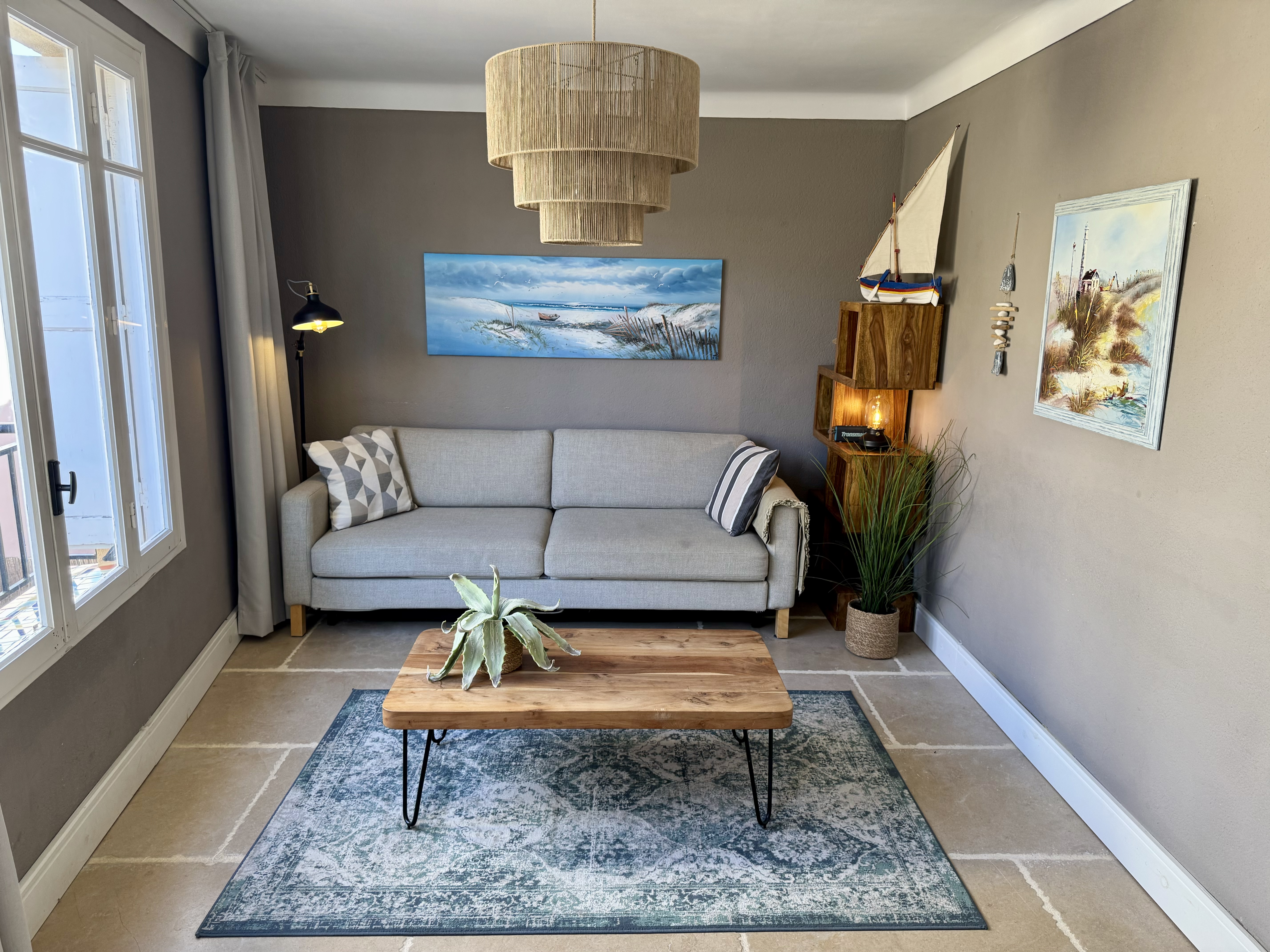 Charming apartment in the Faubourg Area