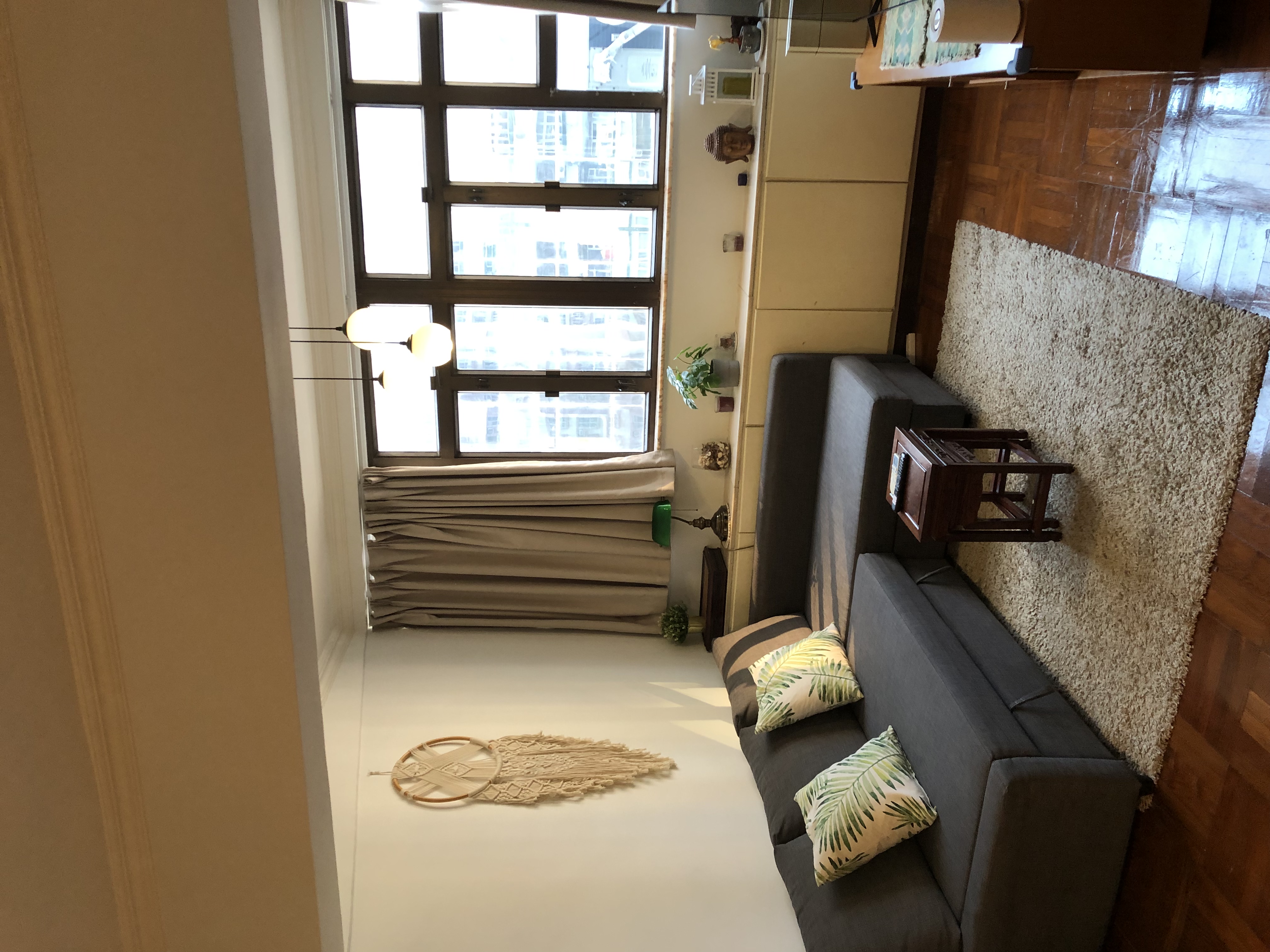 Spacious Flat in Hong Kong island