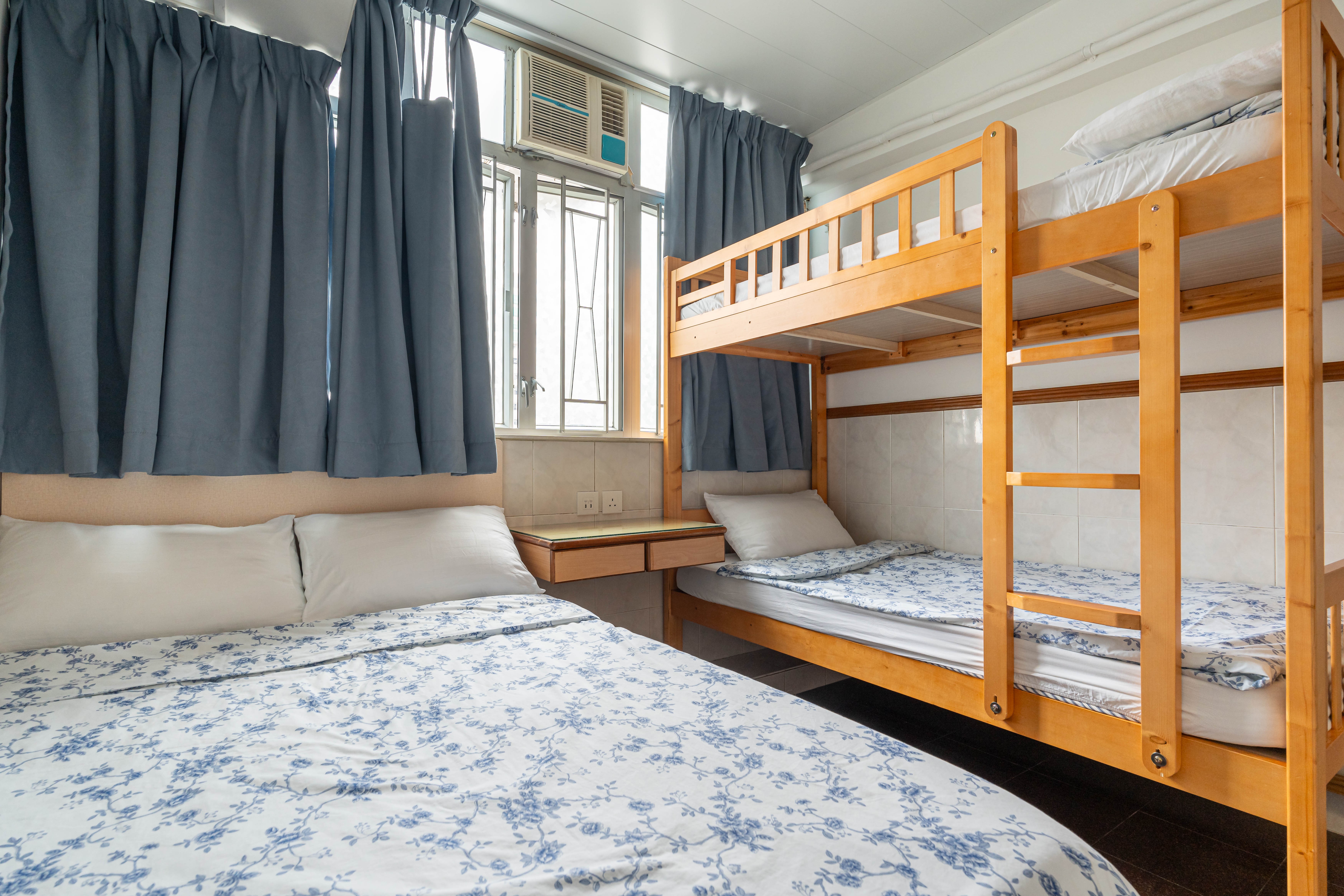 [205] Triple Room in Kowloon