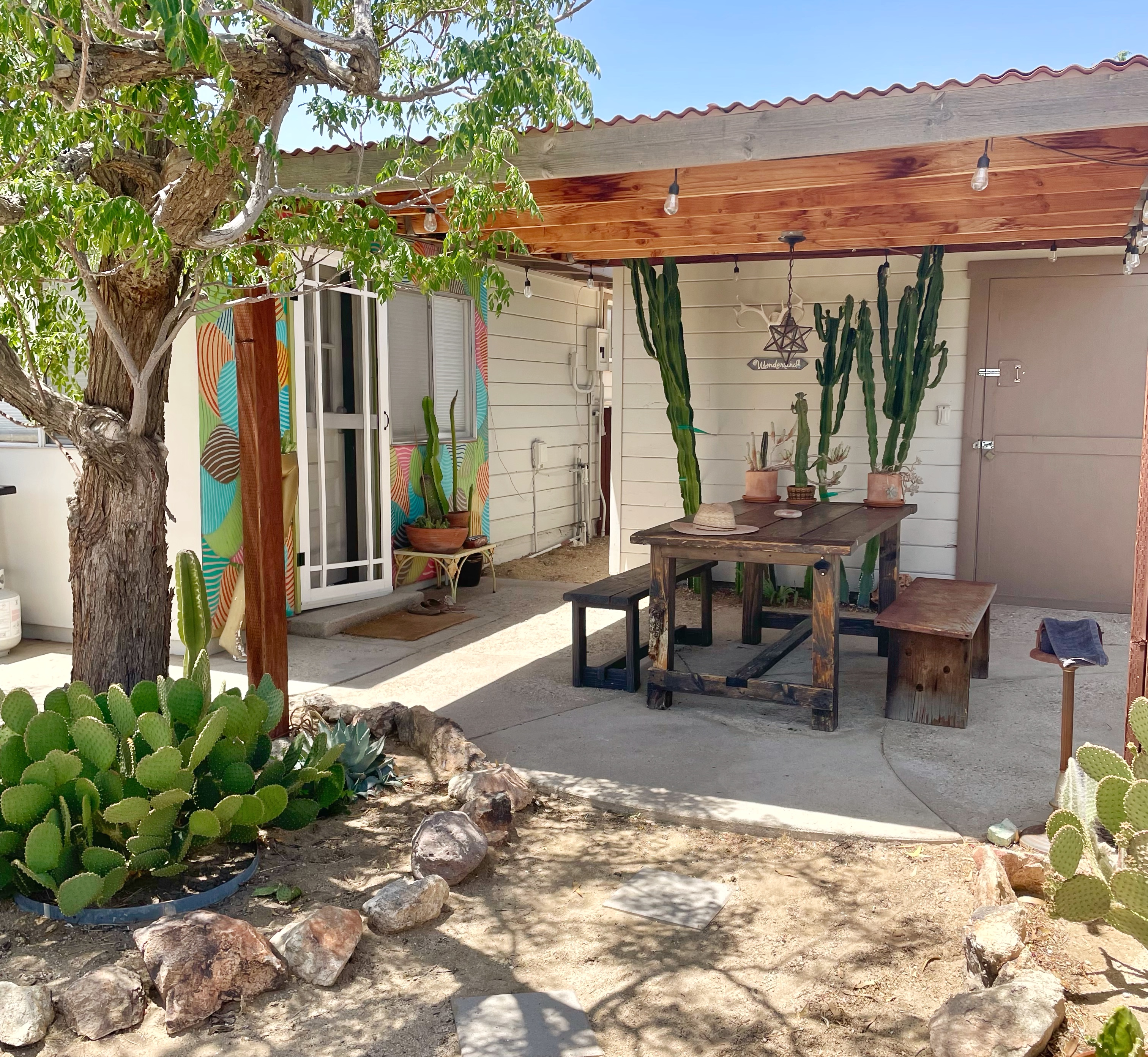 Vintage JT Farmhouse. Cowboy Pool/Spa/2Bd/5acres