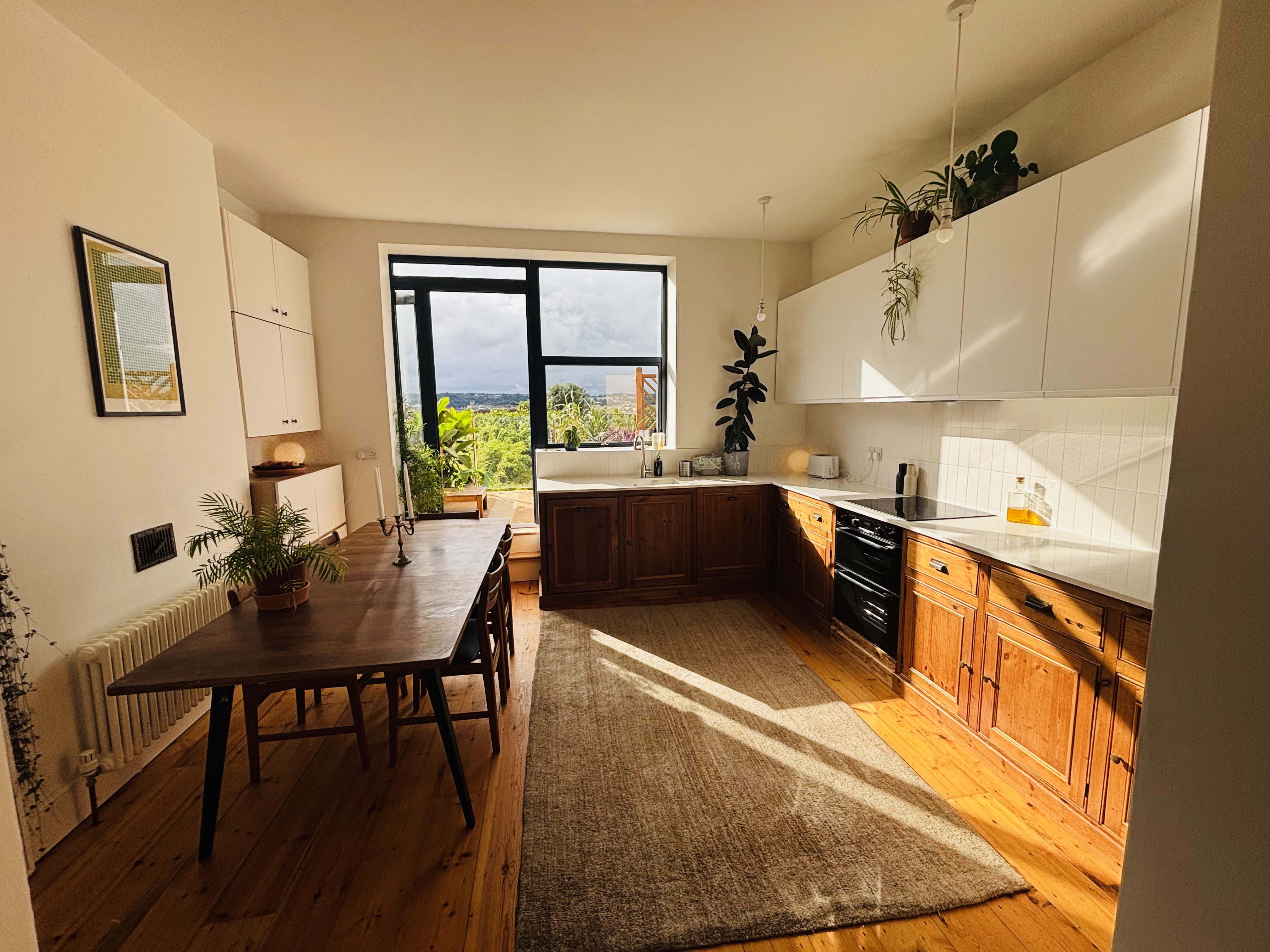 Spacious 5 storey home, amazing views, v central! in Windmill Hill, Bristol
