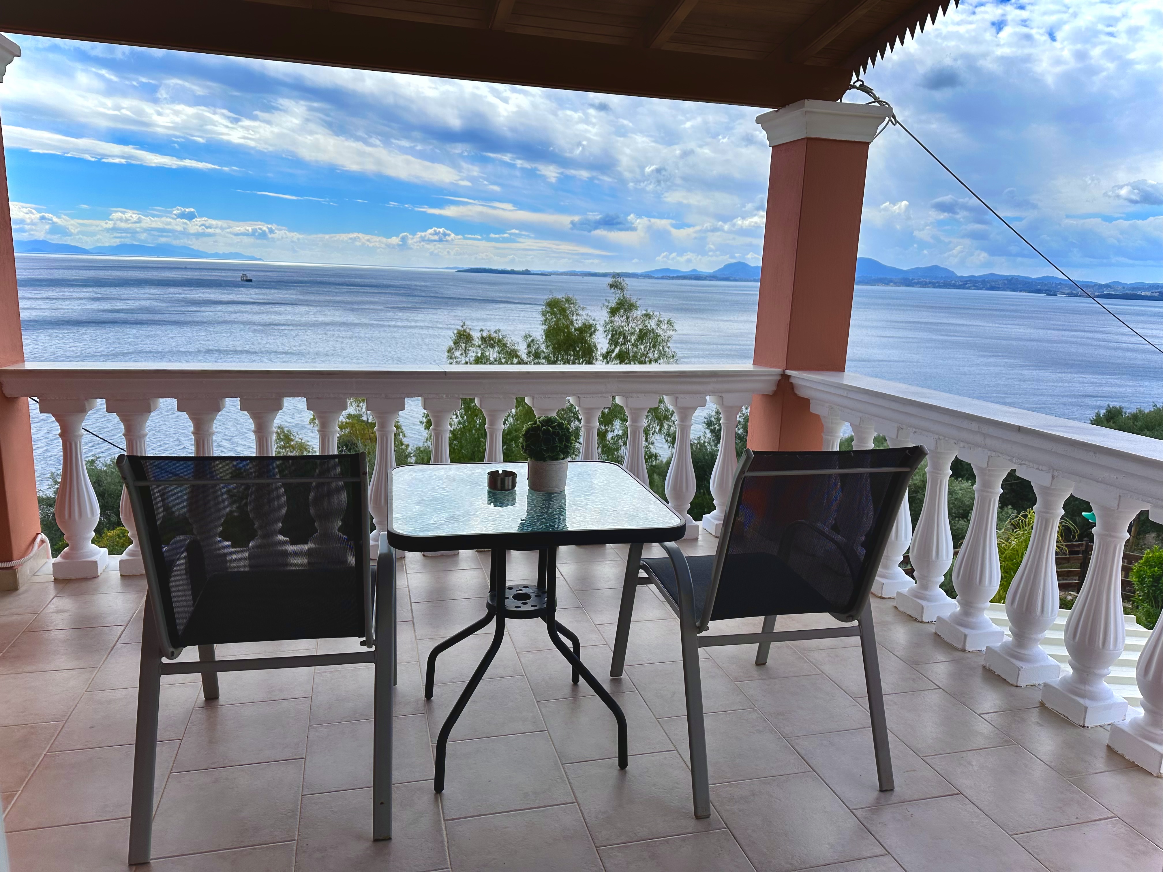 Superb deluxe sea view apartment
