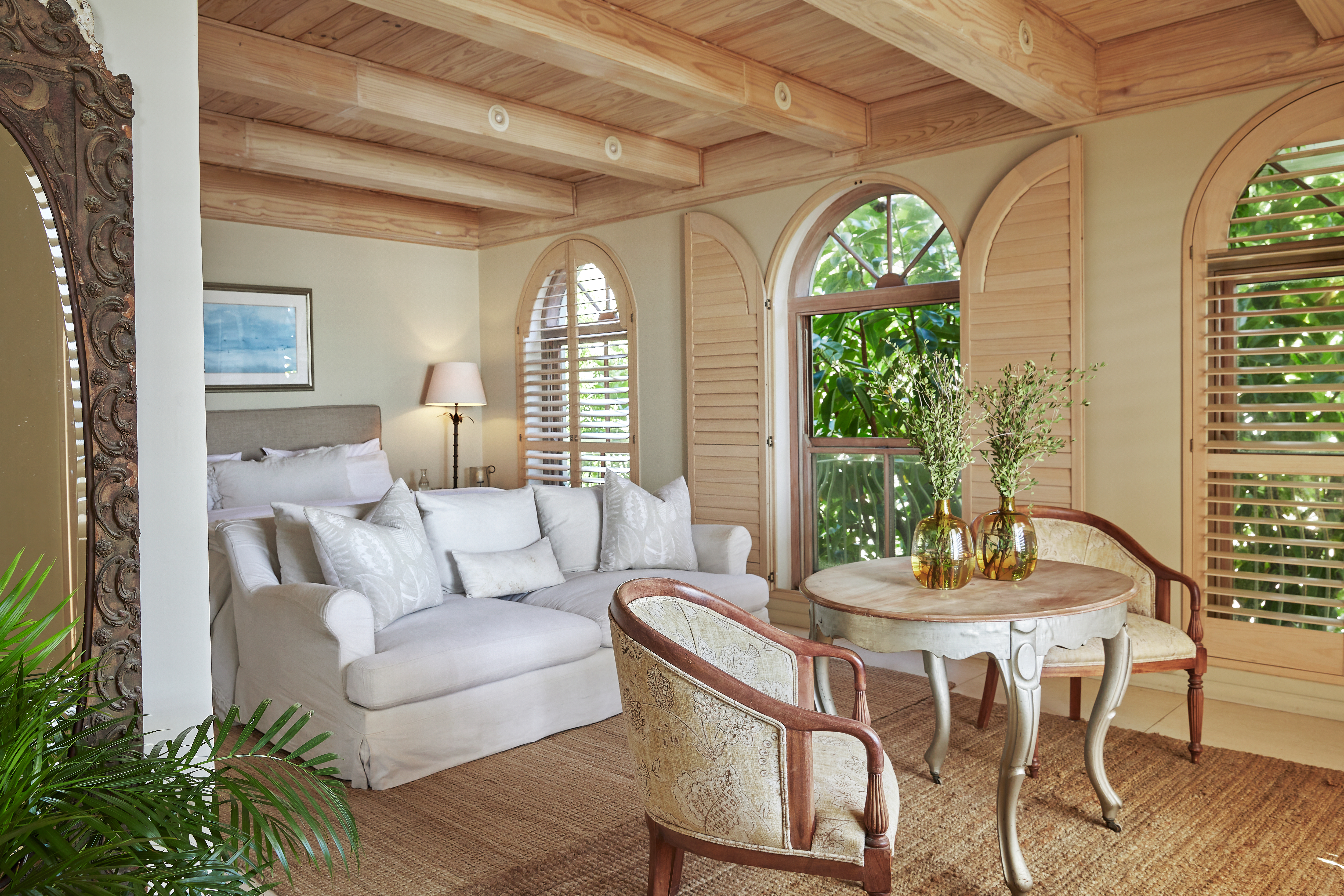 Luxurious Guest Suite with Stunning Ocean Views