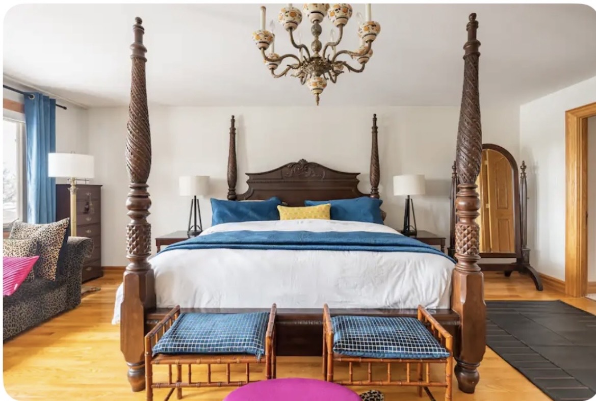 650Sqft Suite (PvtBath)King+1Bed 8 Min Walk2Subway