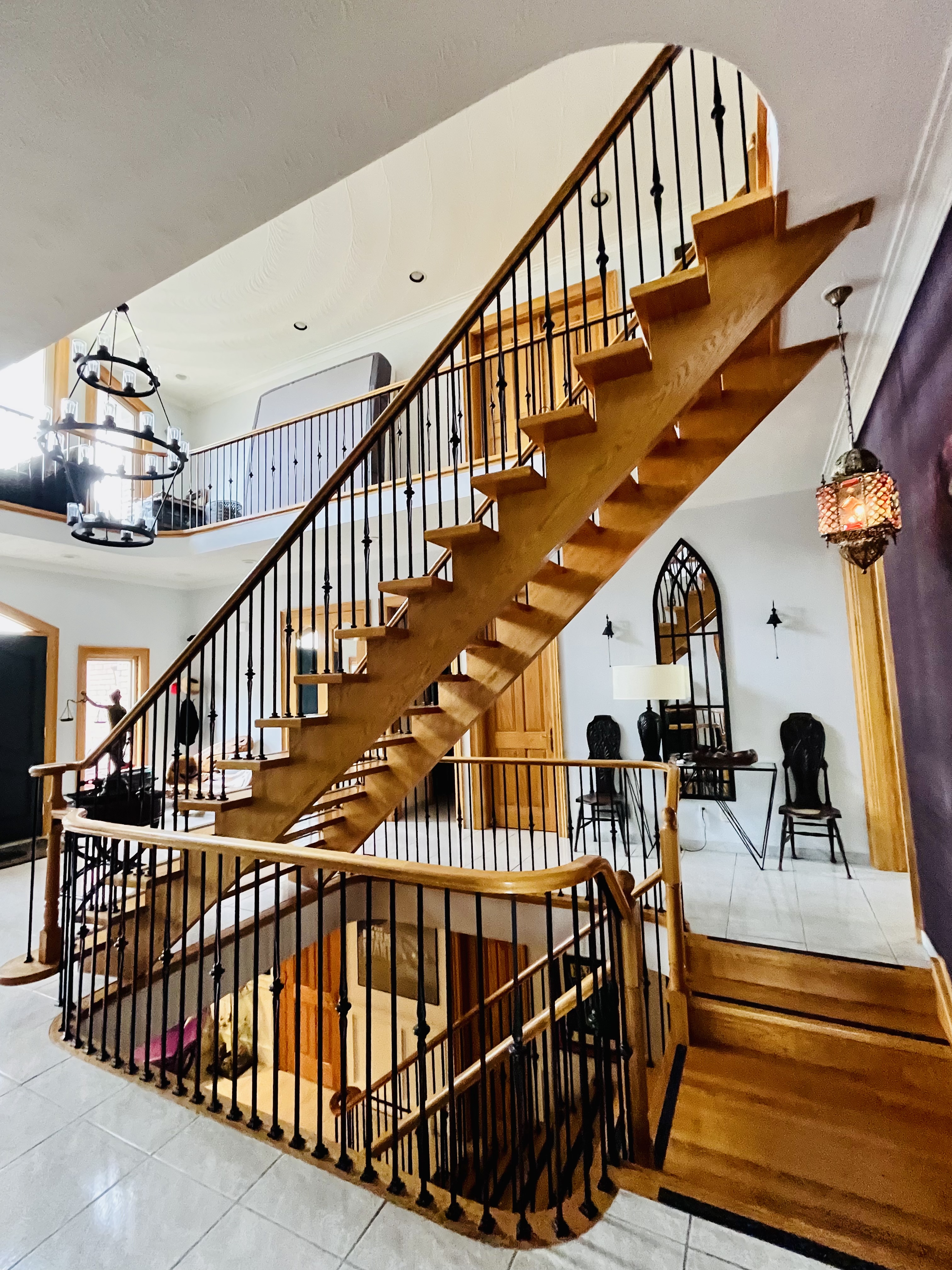 C)Toronto 2 1/2 Baths+Parking 8 Min Walk to Subway