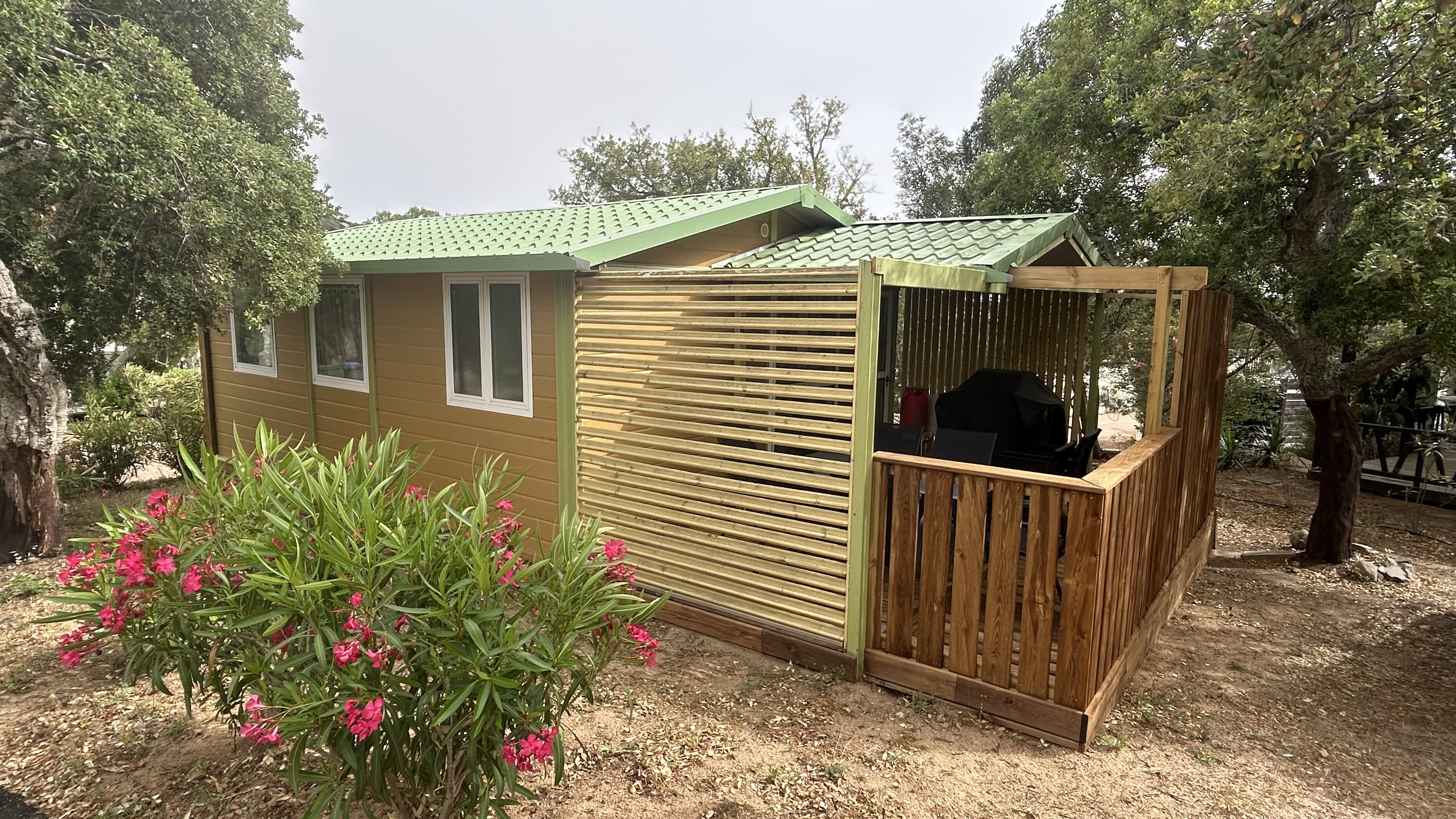 Comfortable chalet near the Corsican beaches
