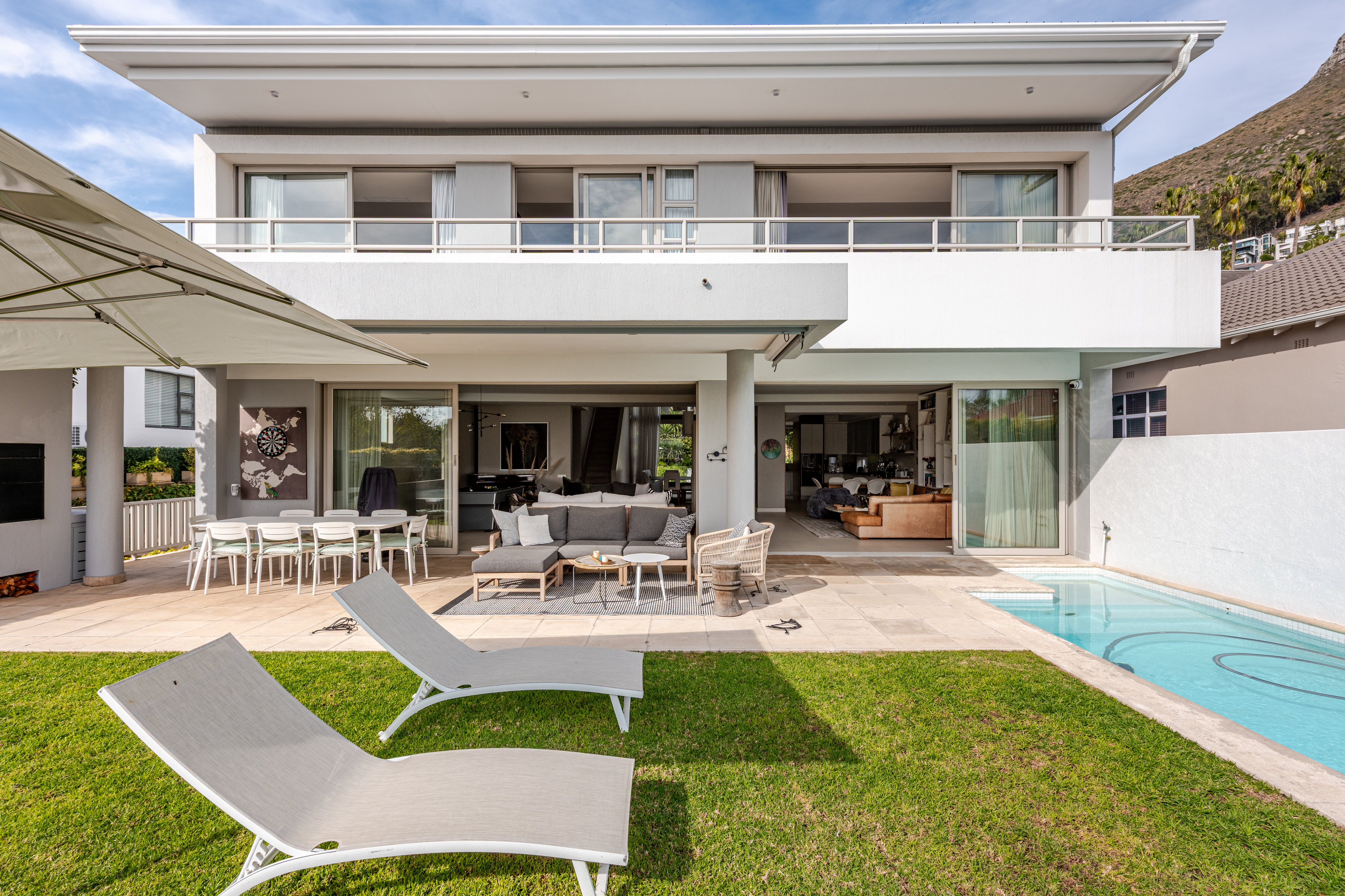 Family friendly Villa in Fresnaye, Cape Town in Ward 54, Cape Town