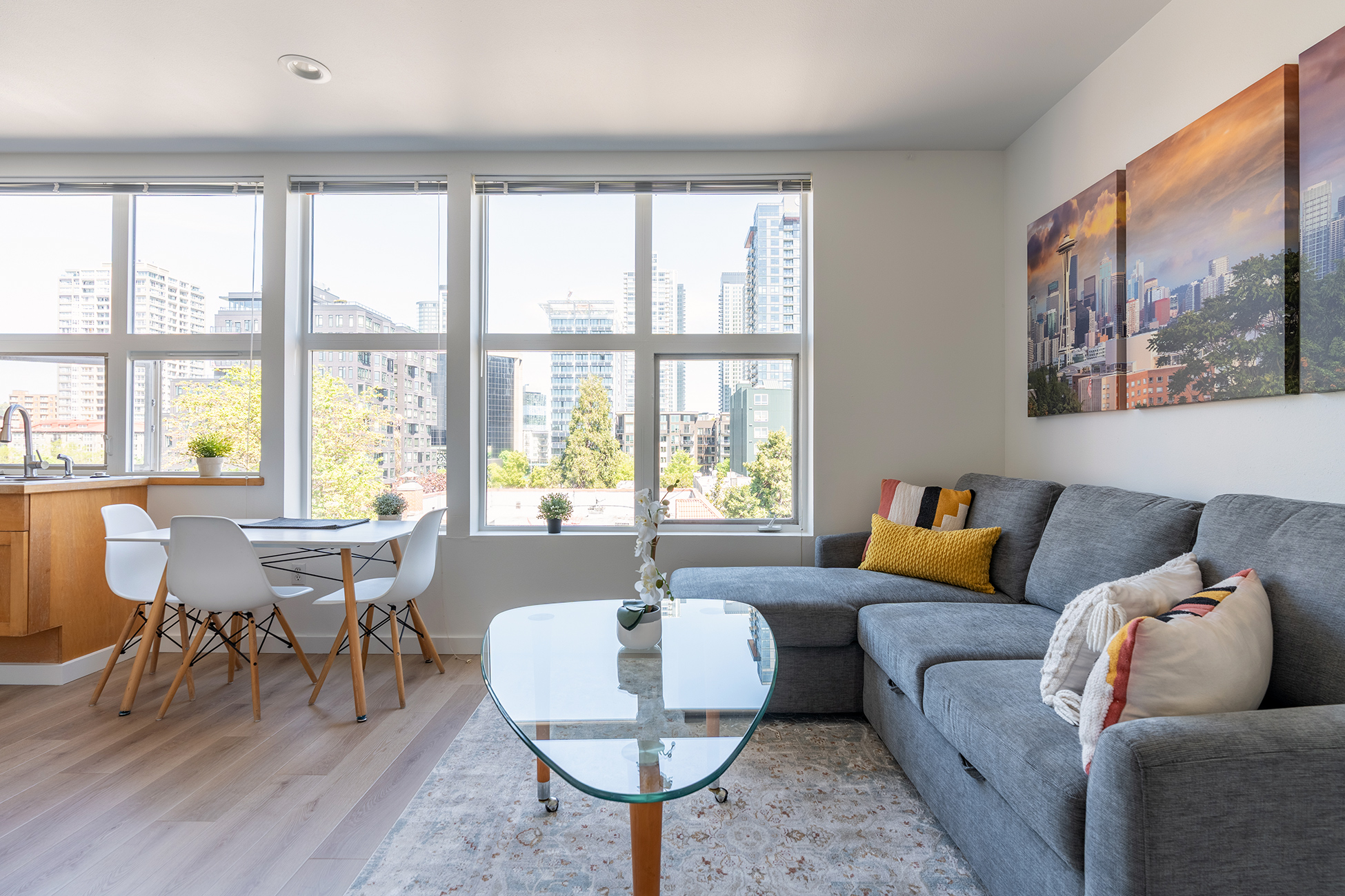 Bright Studio in the Heart of Seattle
