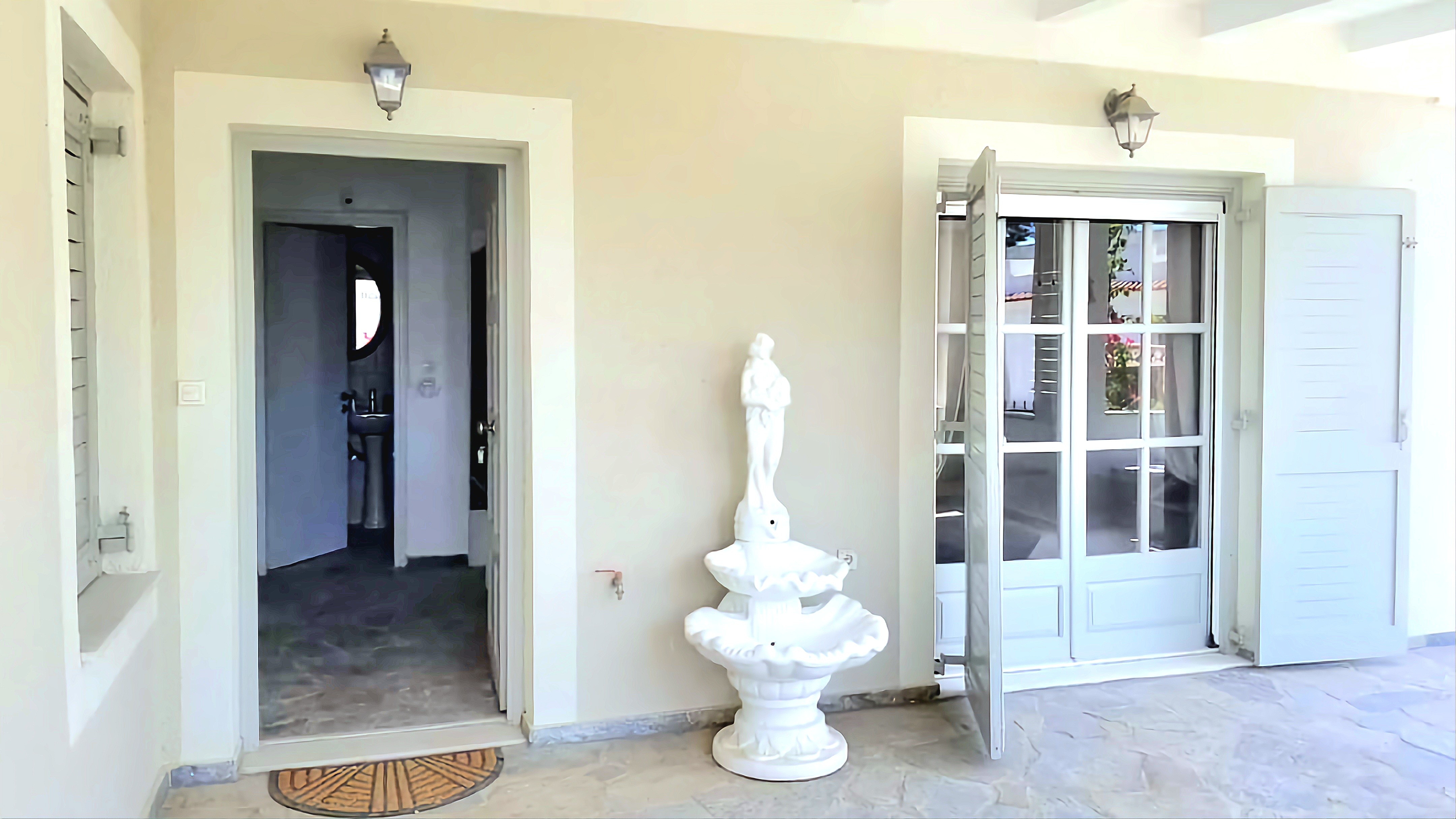 Complete studio close to beaches and shops
