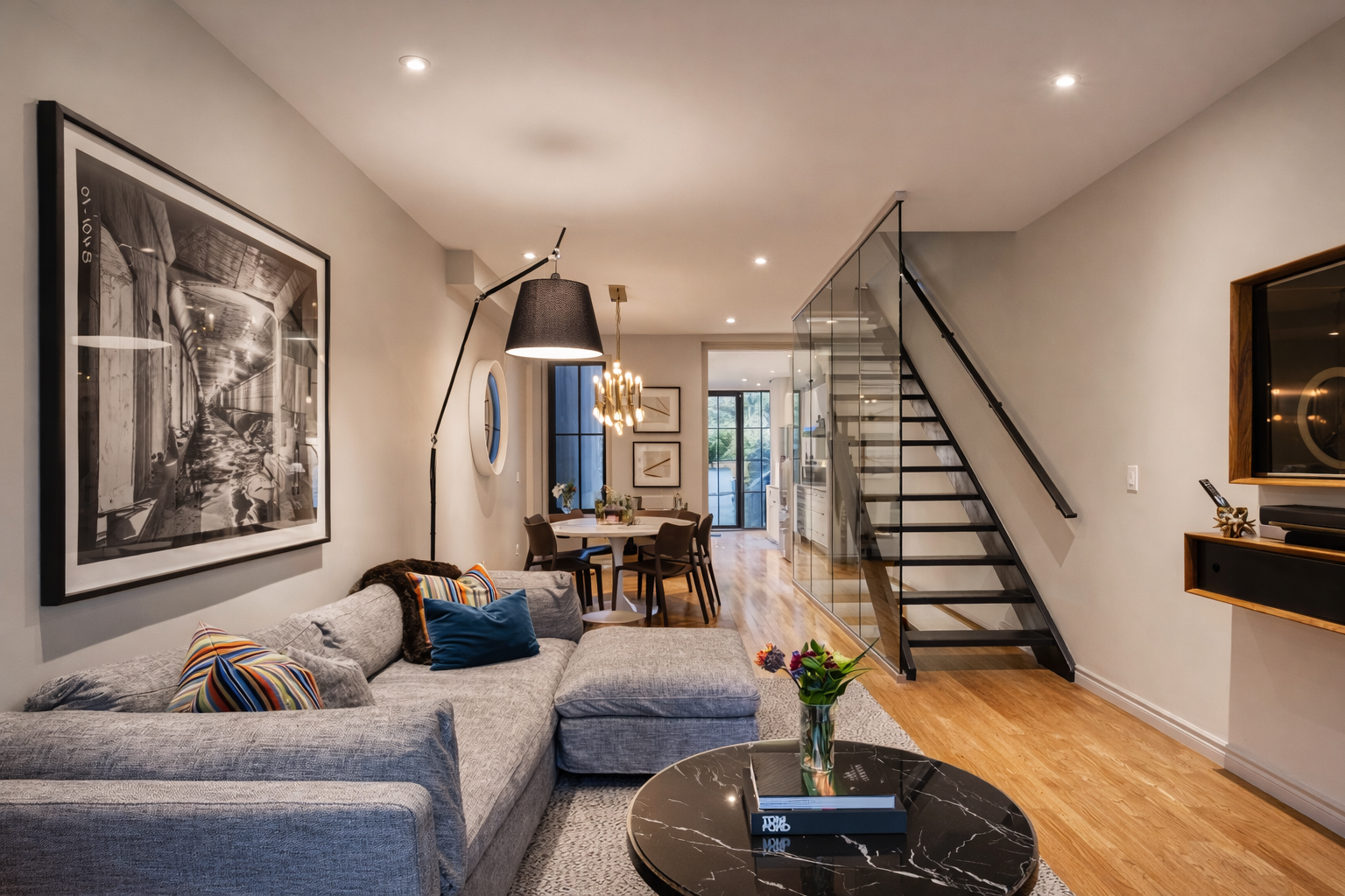 Stylish 1870s Home near Distillery District & Old Toronto