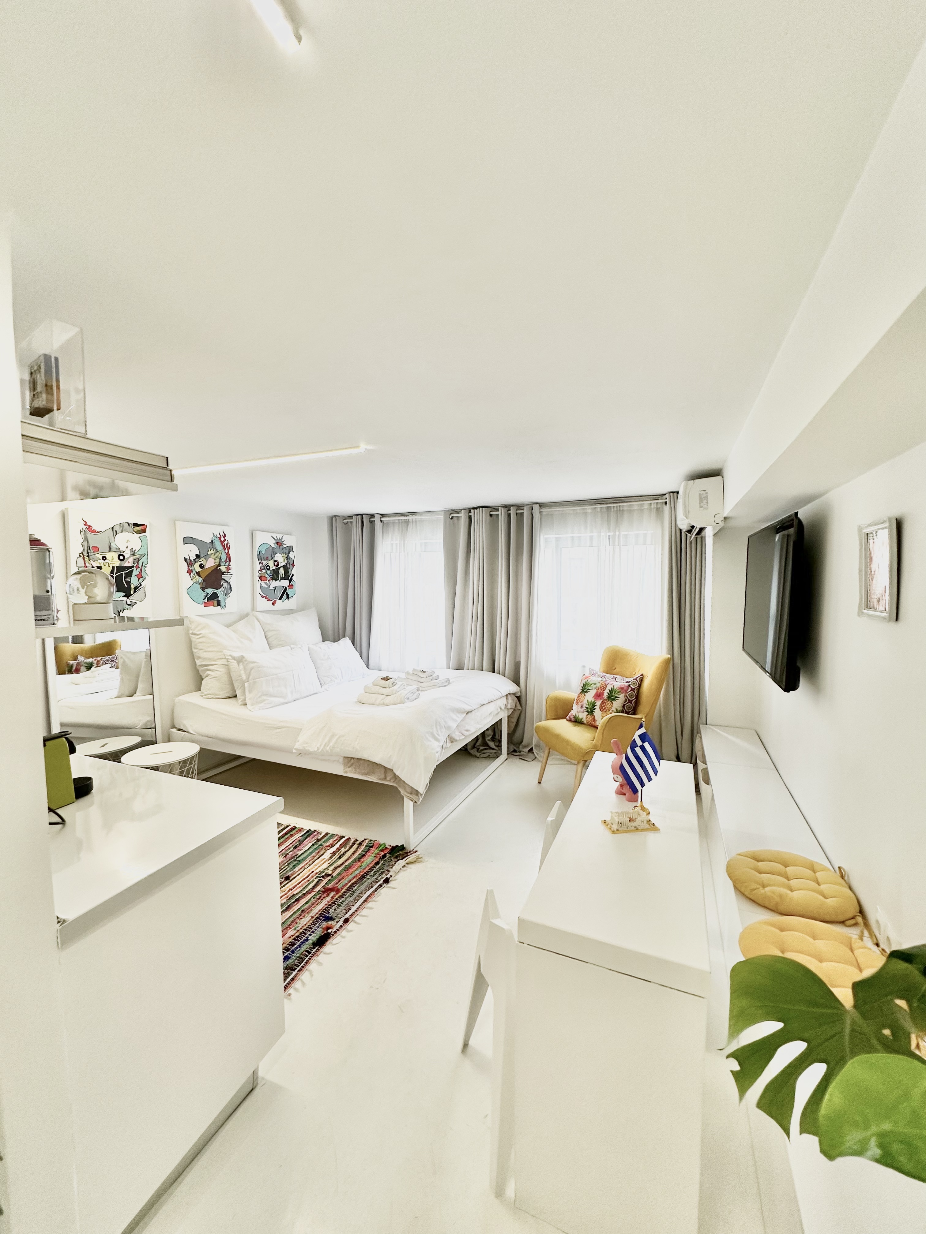 LE PETIT I apartment in Historical Athens