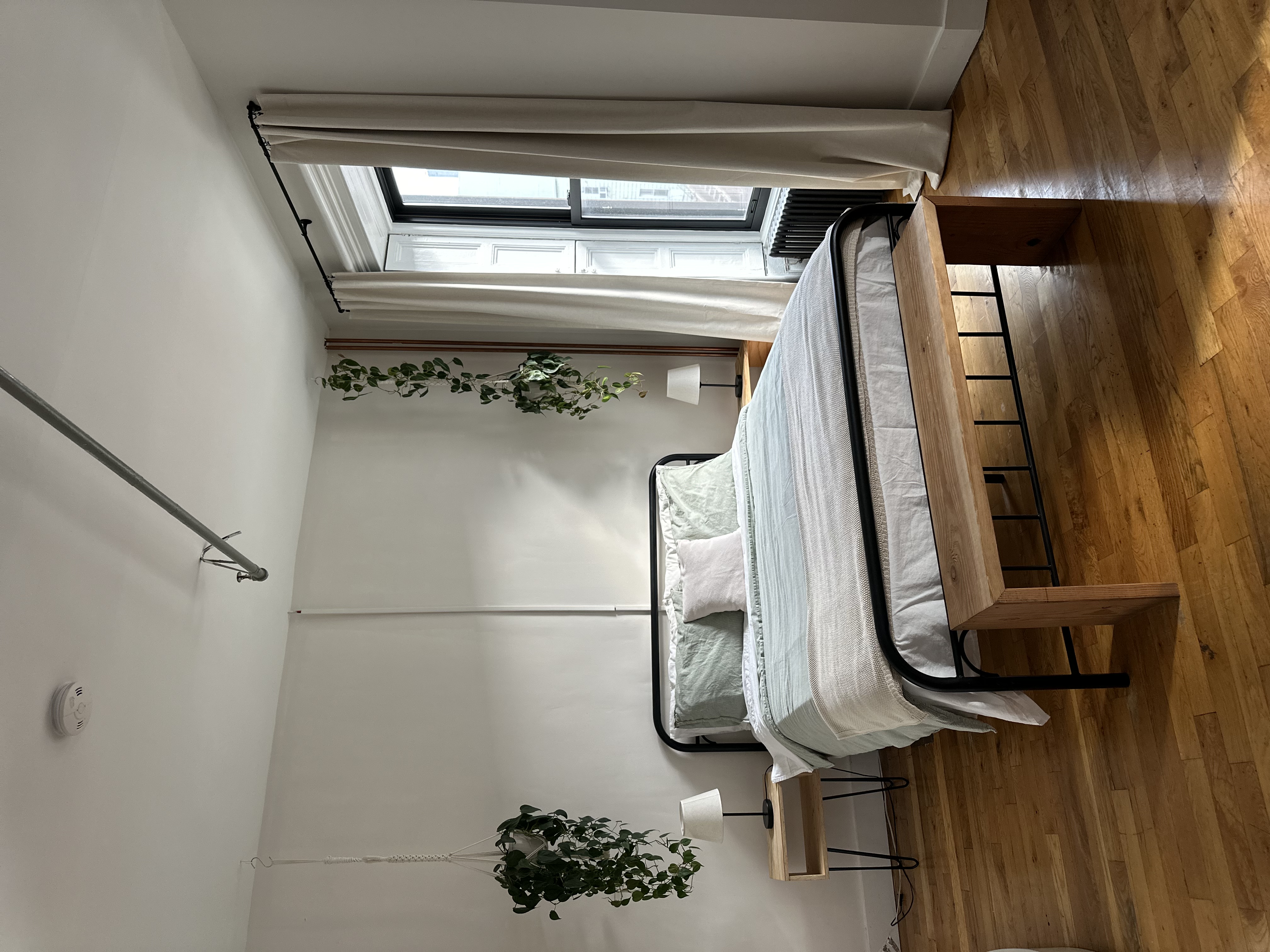 Brooklyn artistic studio apartment!
