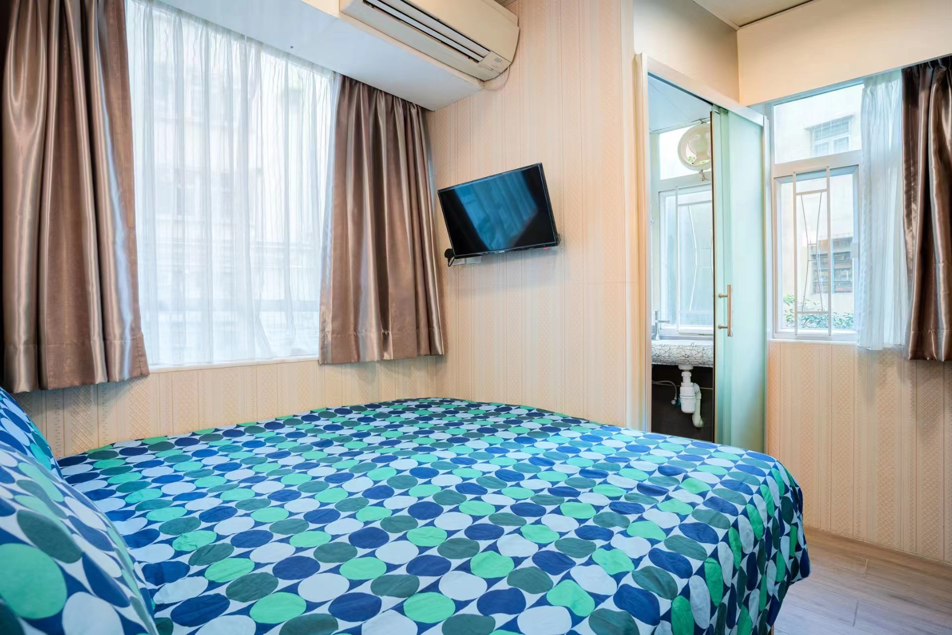 [B3] Twin Room in Kowloon