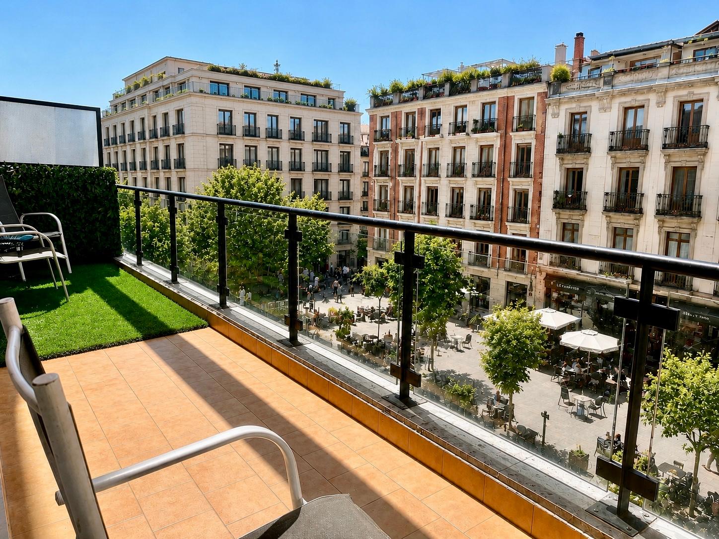 City Center with Terrace. Gran Vía.