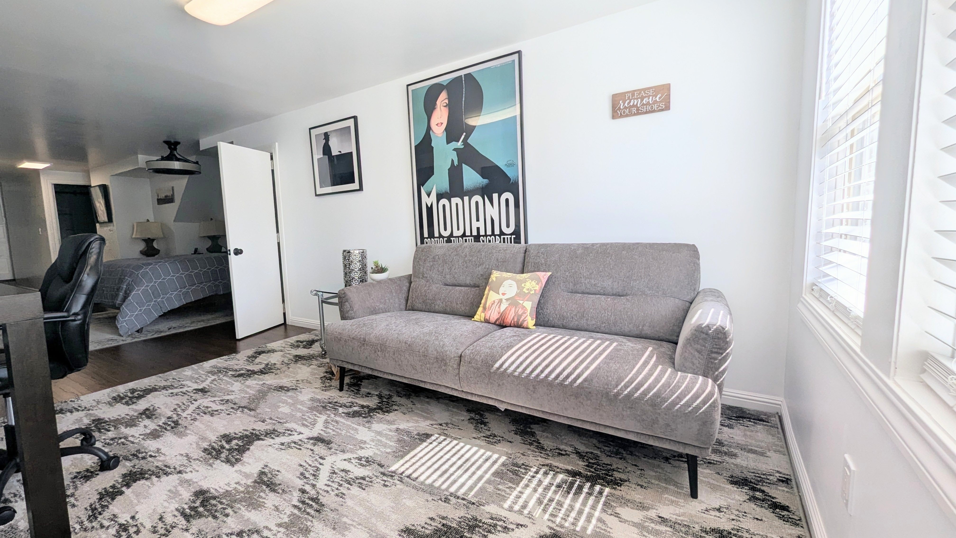 Sparkling Clean - Quiet and Spacious Private Suite