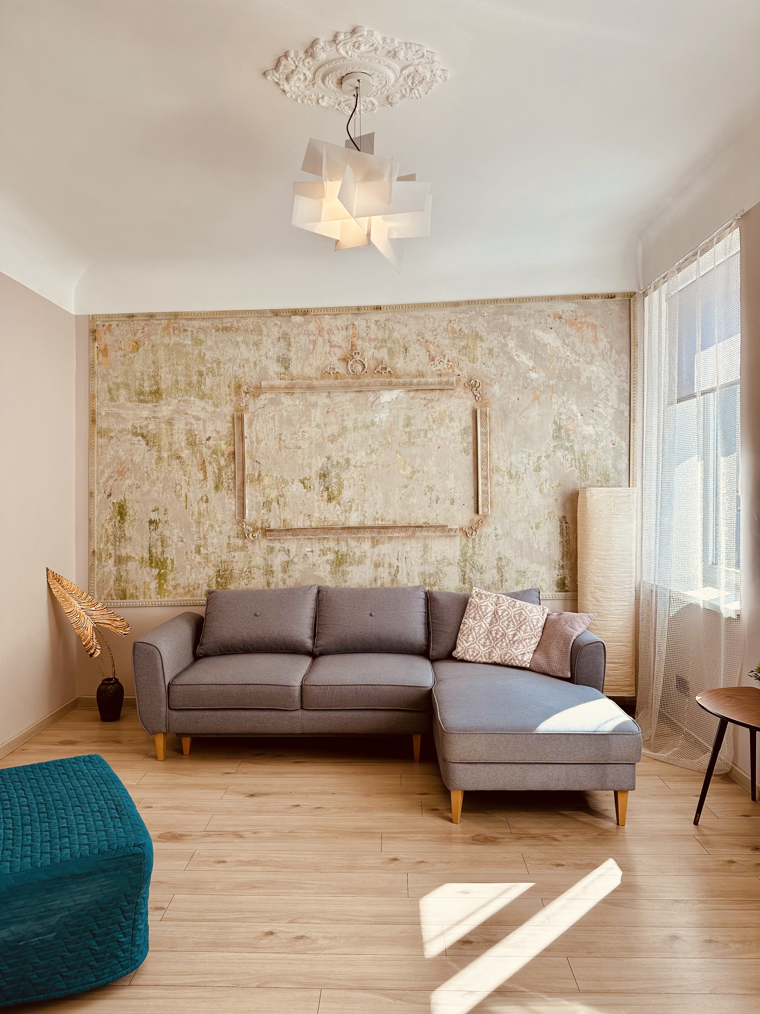 Wulfsohns Art inspired apartment in old Ventspils