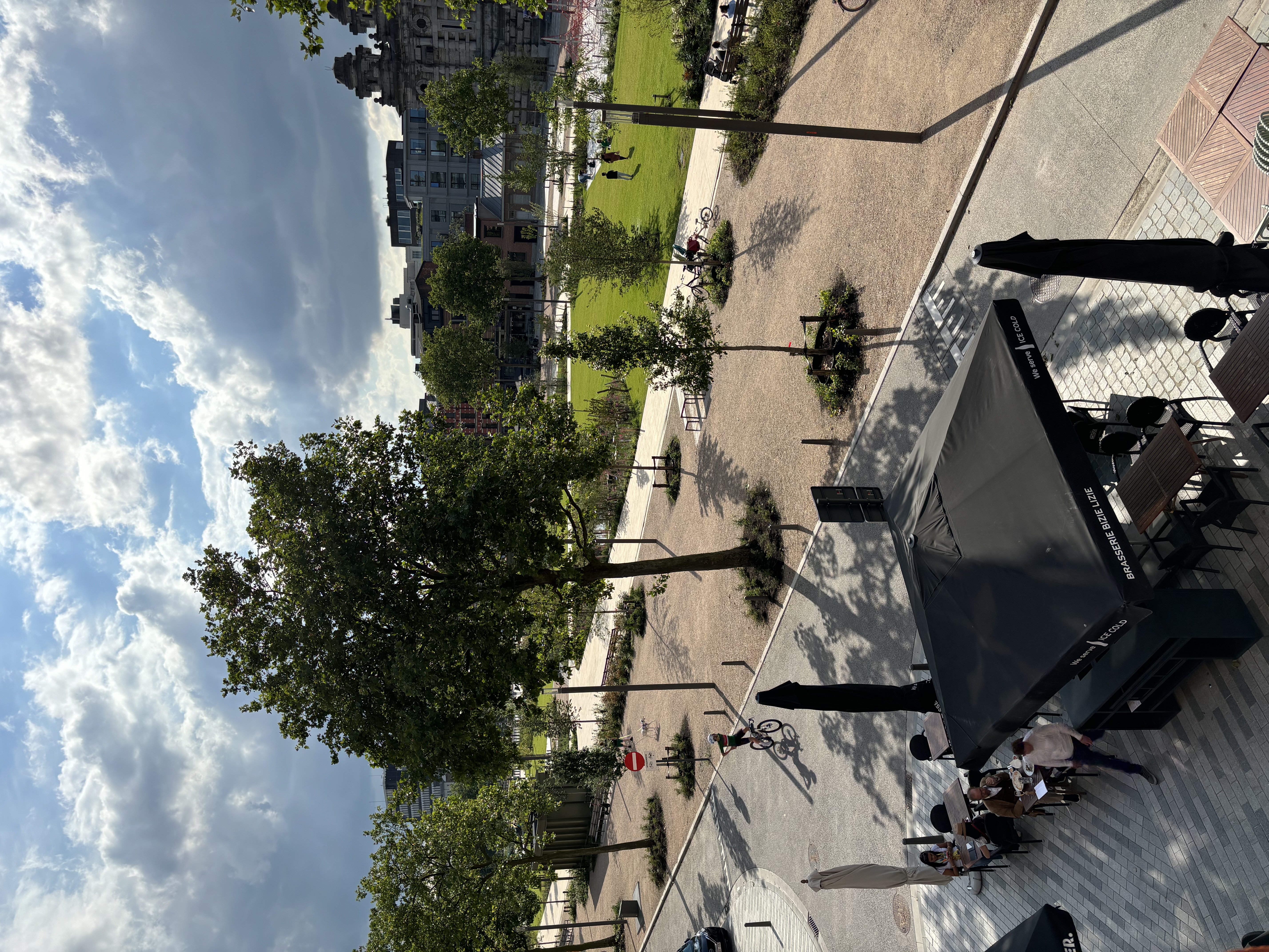 Sunny apartment with view on new ZUID park! in Zuid, Antwerp