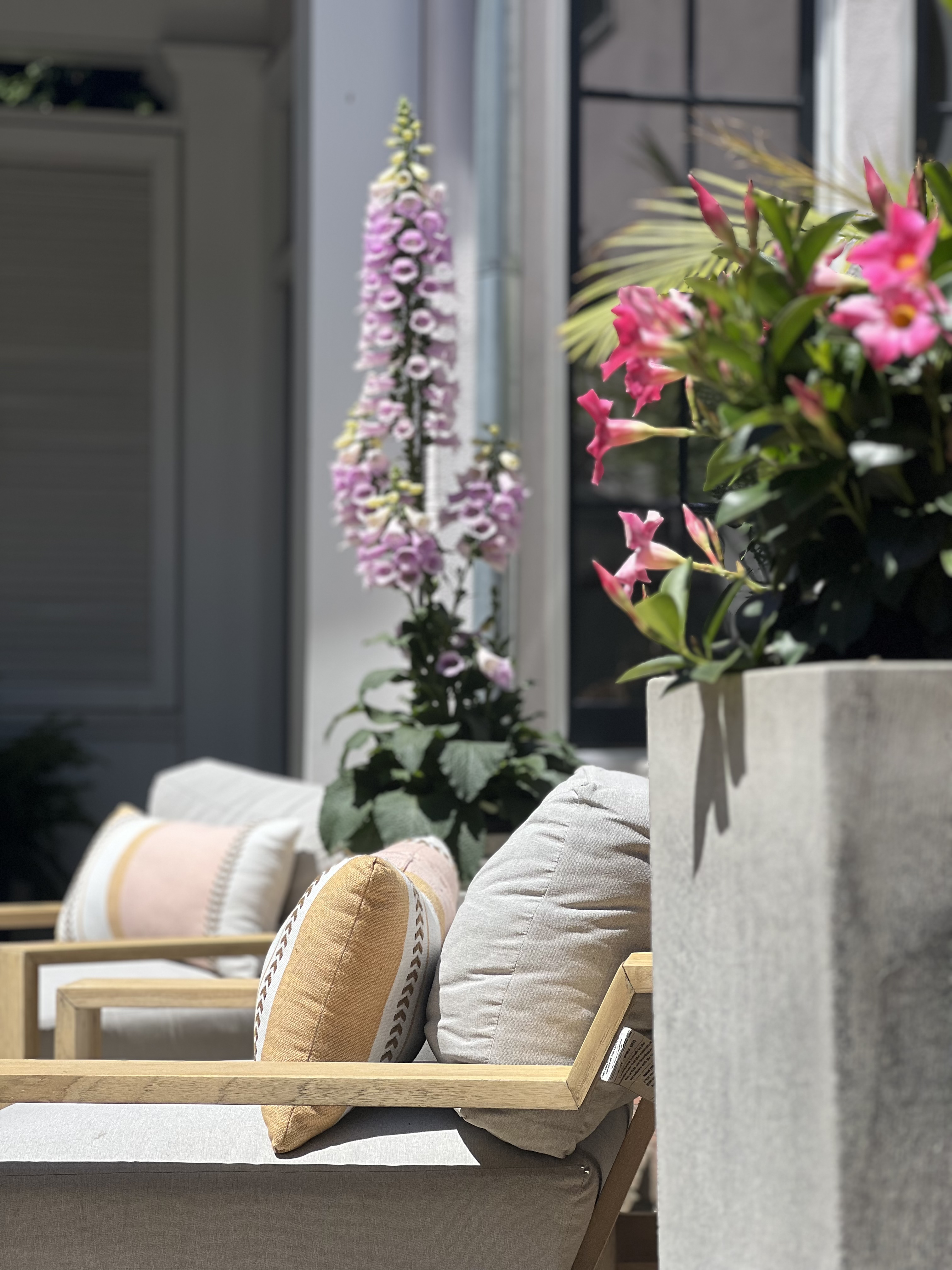 Mystic Falls-walk to town+shopping+ restaurants