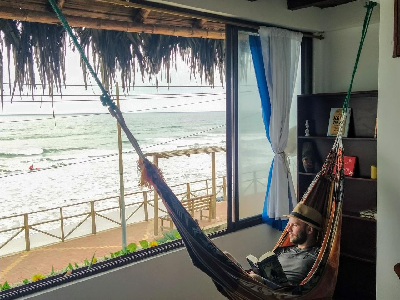 Ocean view studio at beachfront | 2°floor +1bed