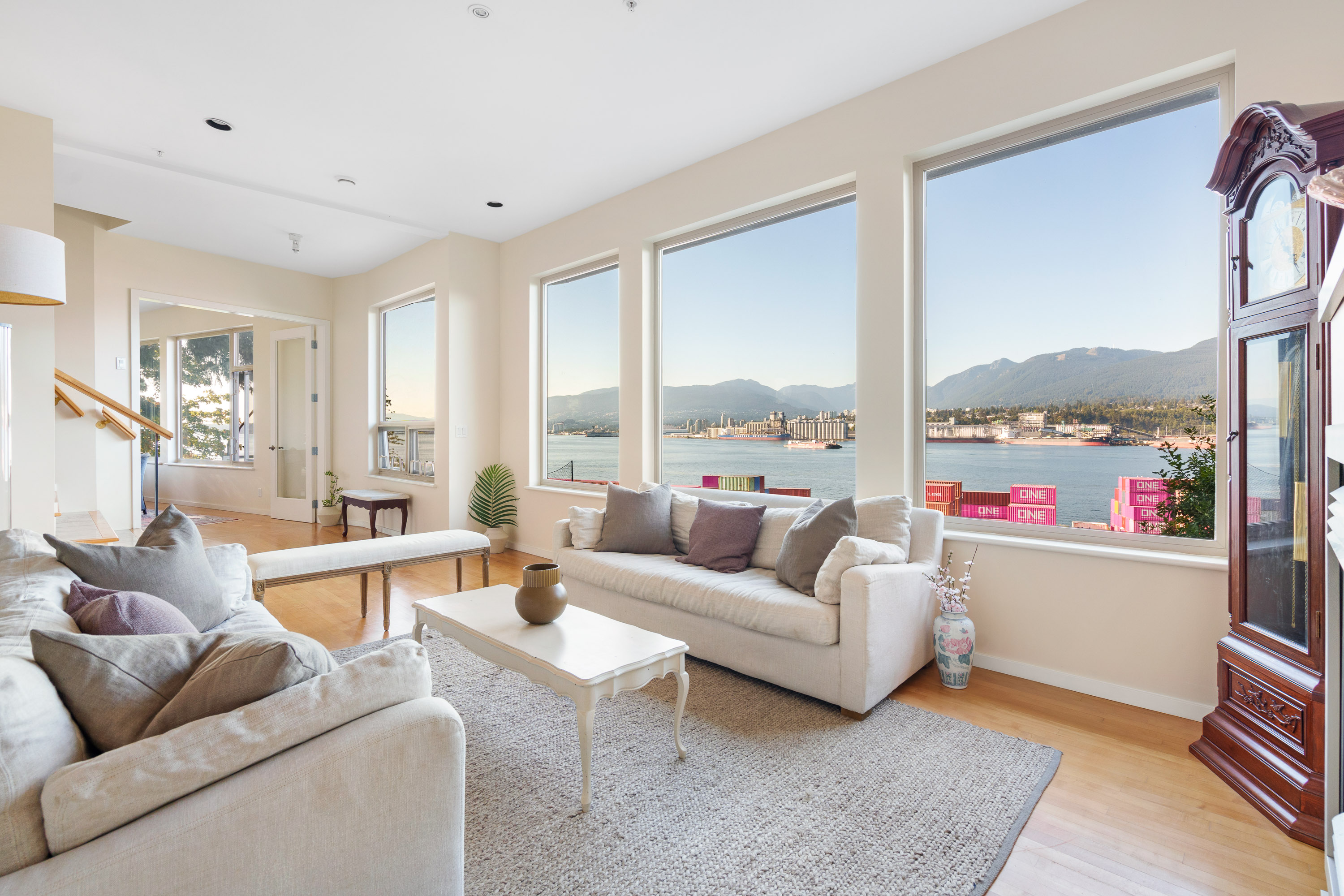 Waterfront Home in the CITY!