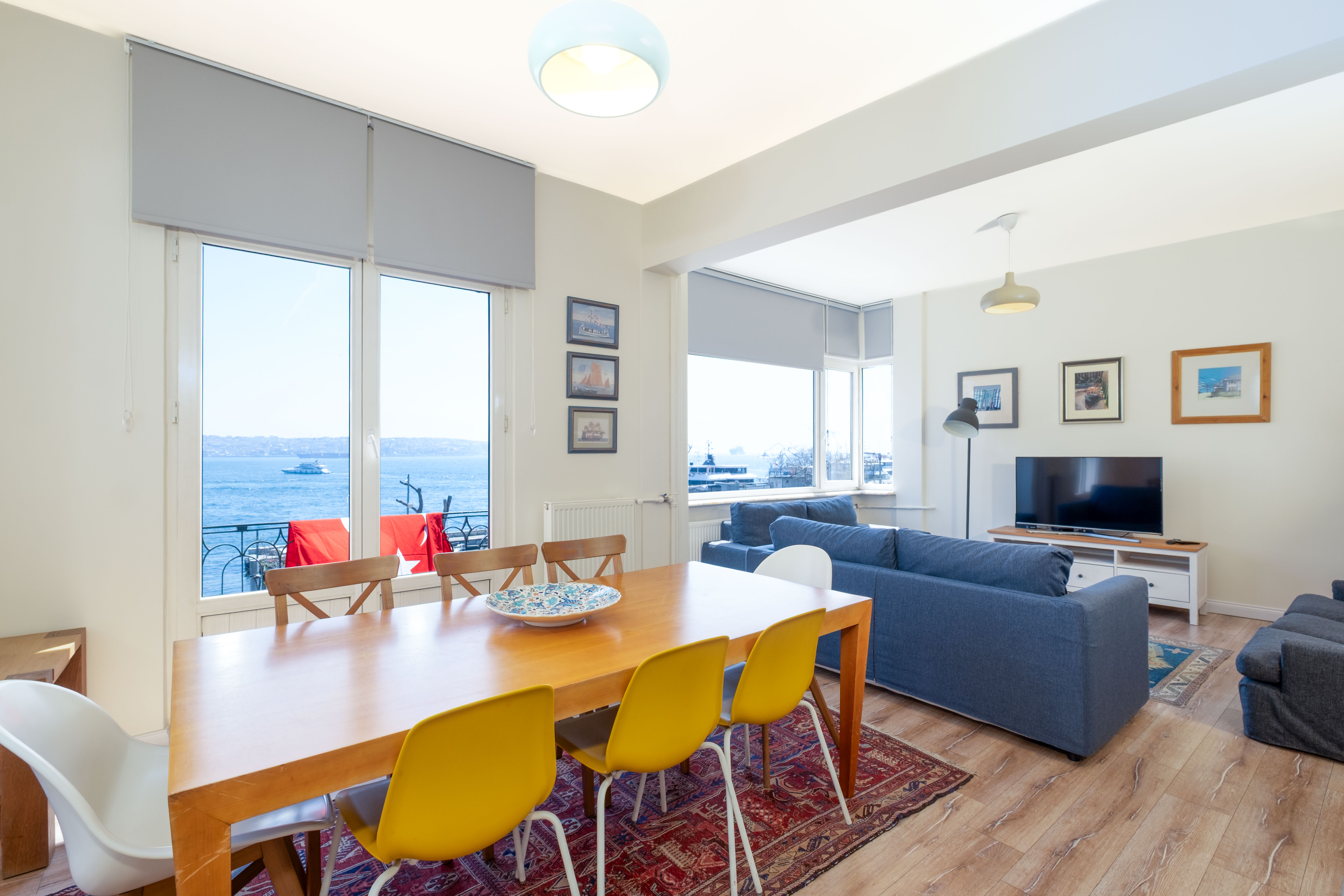 Cozy Waterfront Apt. with a Stunning View