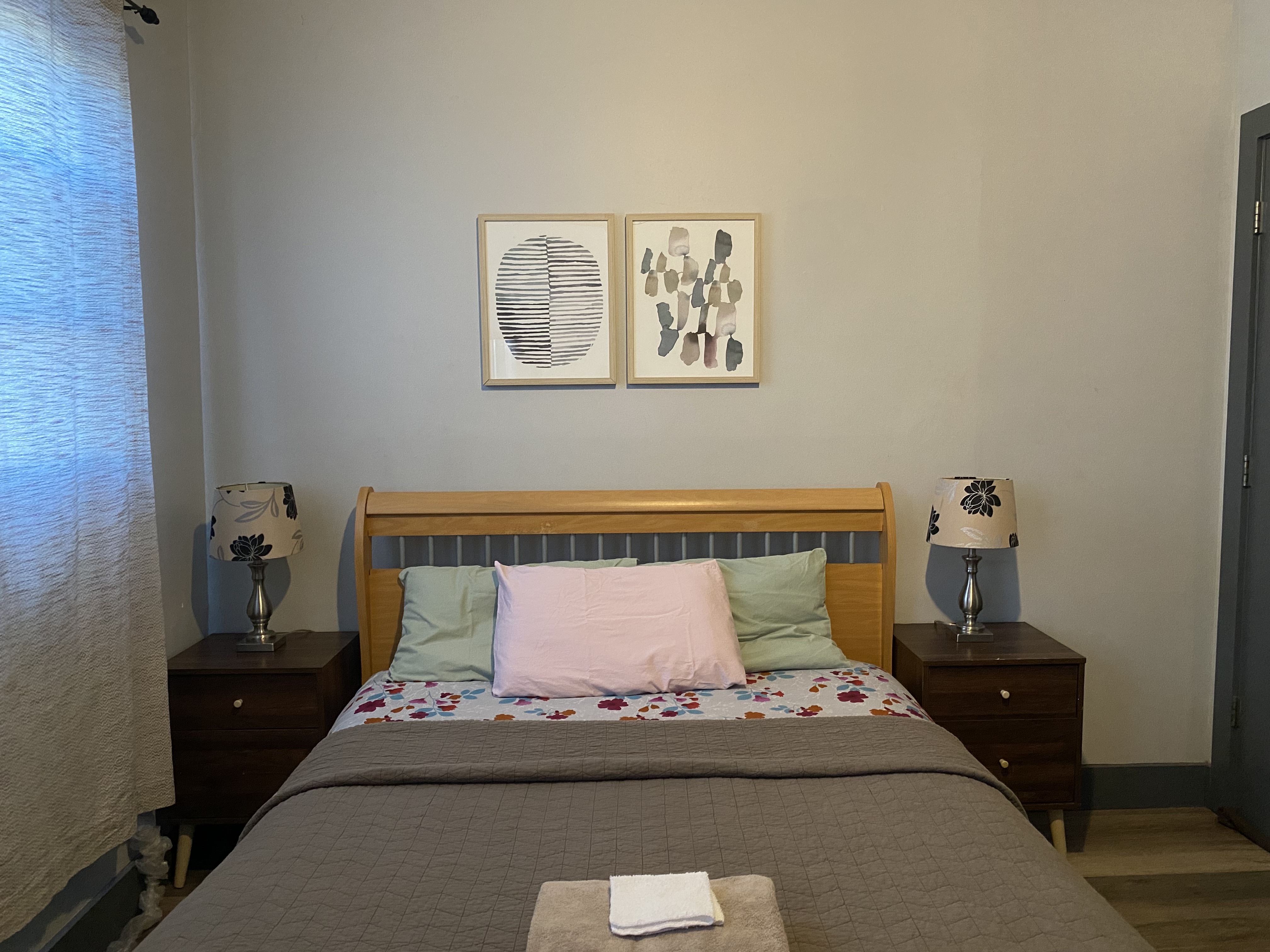 GORGEOUS ROOM “A1” 8 MINS TO AIRPORT/PENN/RUTGERS in West, Newark