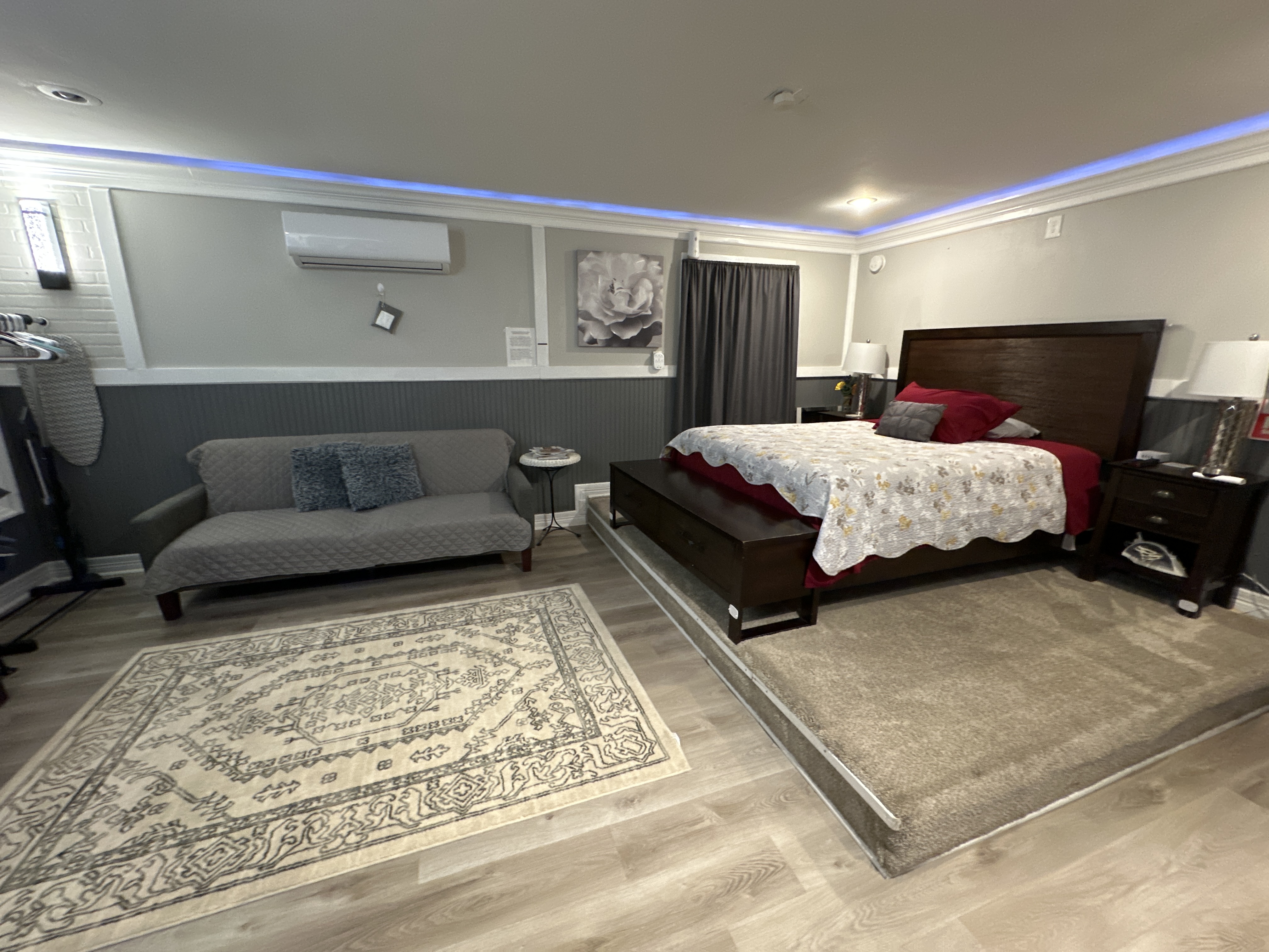 Studio guesthouse w/washer&dryer IAH, Exxon, HP