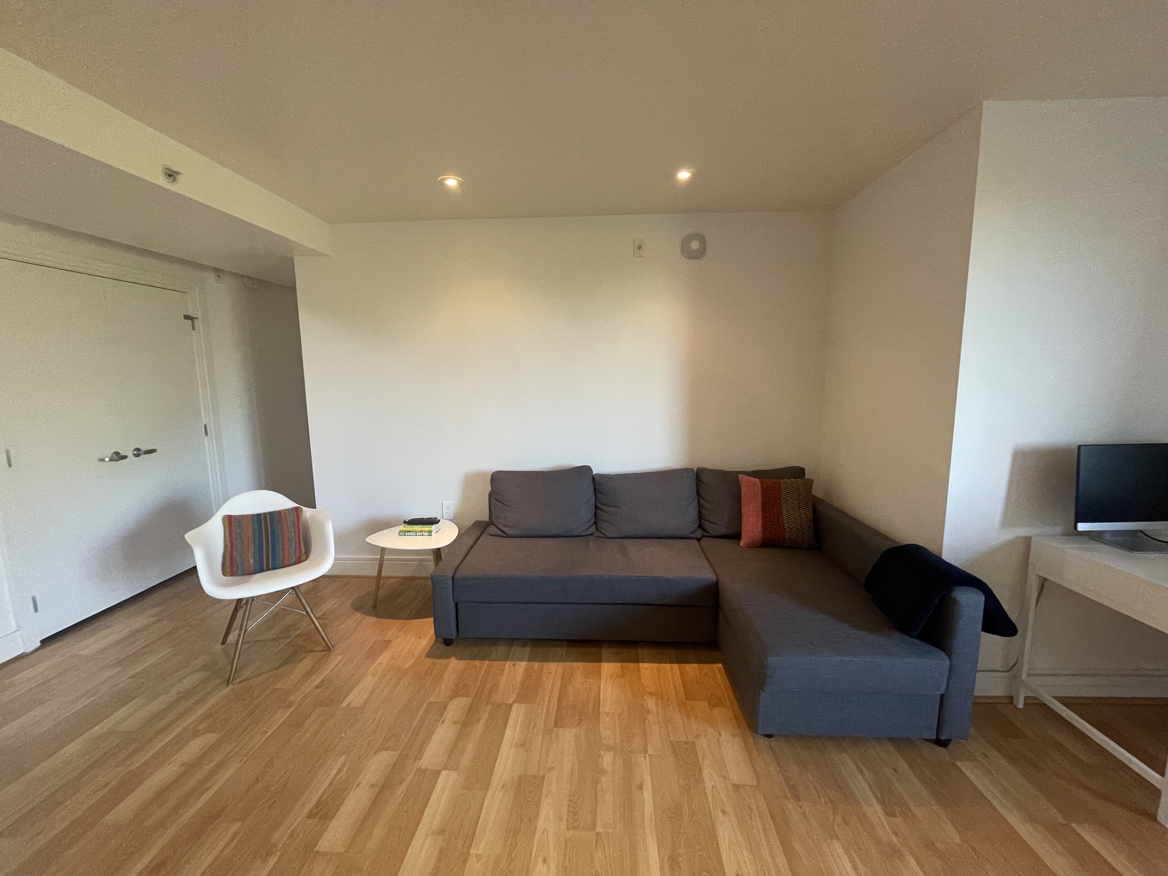Spacious studio by The Wharf in SW Waterfront DC in Southwest Employment Area, Southwest/Waterfront, Fort McNair, Buzzard Point, Washington Dc