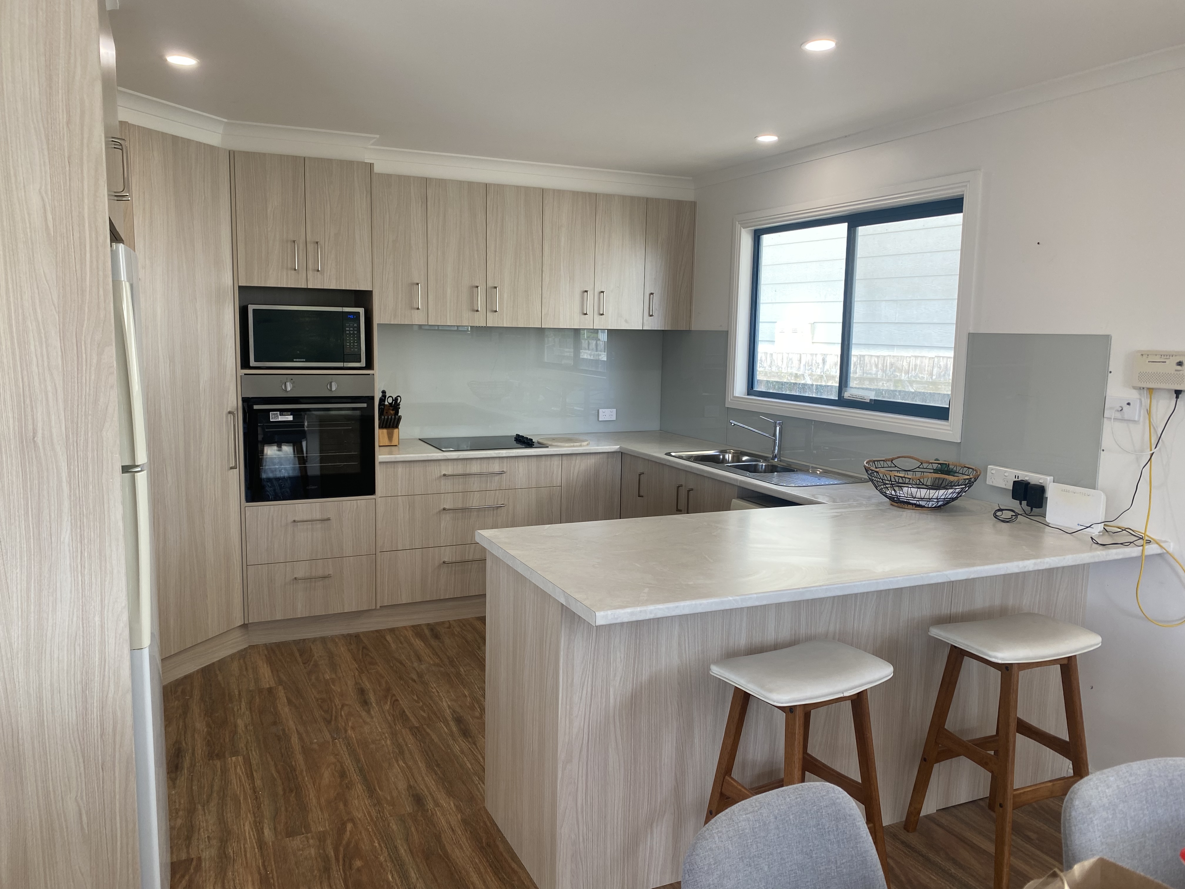 Sandcastles Beach House - Town centre, 2 bathrooms in Moyne, Barwon South West Vic