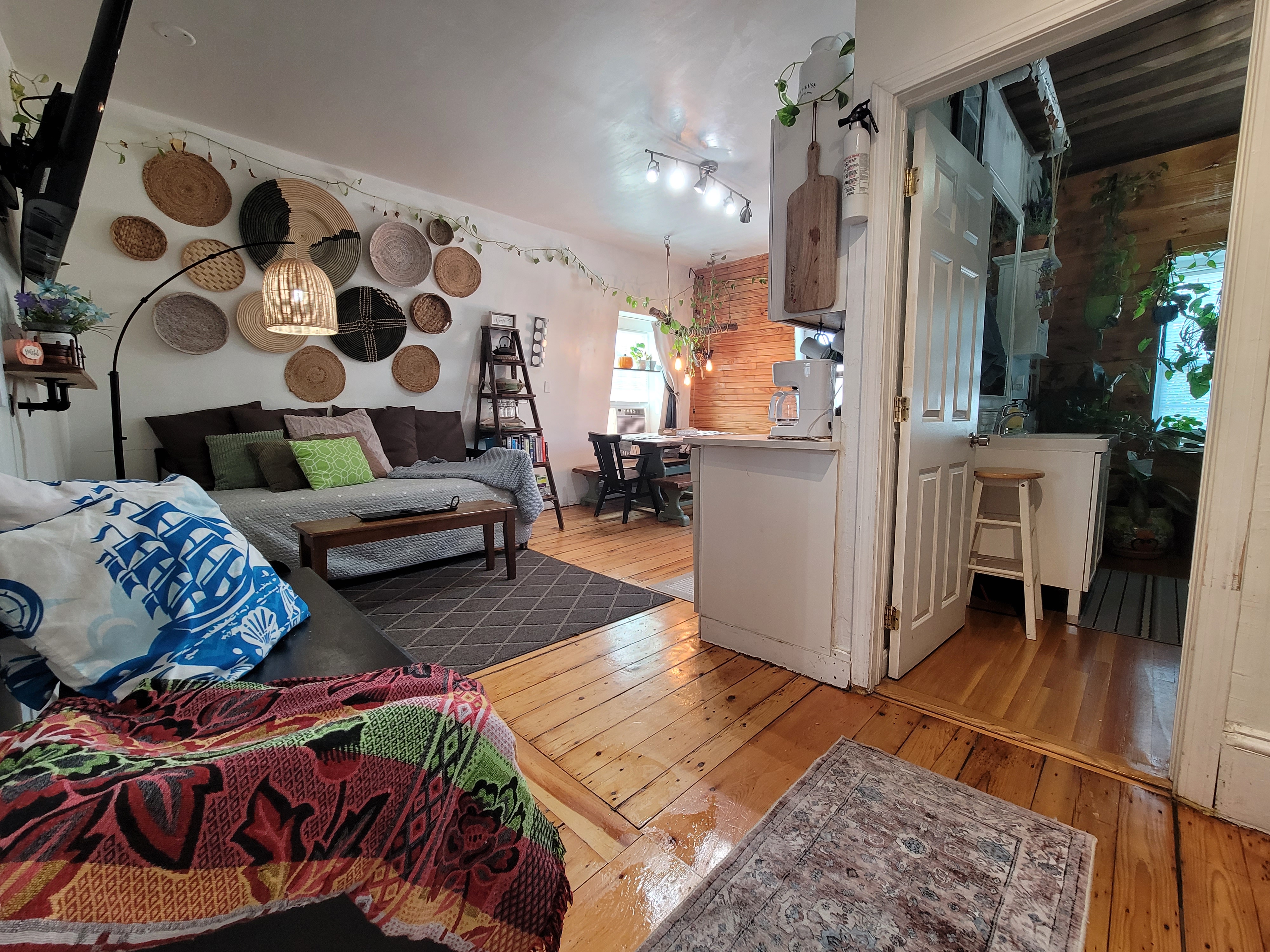 Boston Rooftop Retreat-Logan Airport & Train