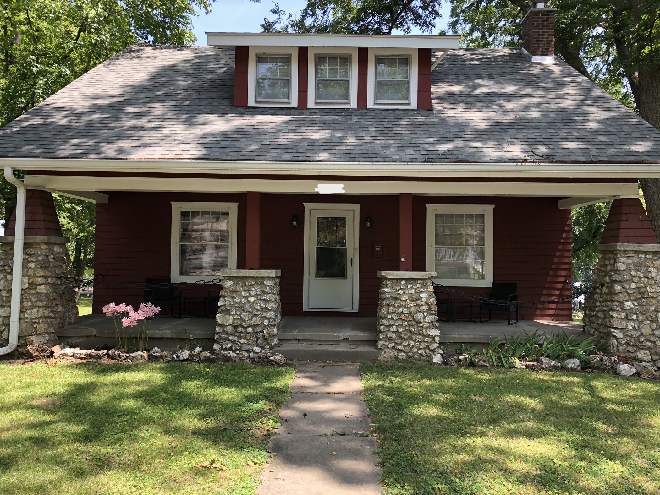 Walnut Haven 
(formerly Rose Hill Cottage)