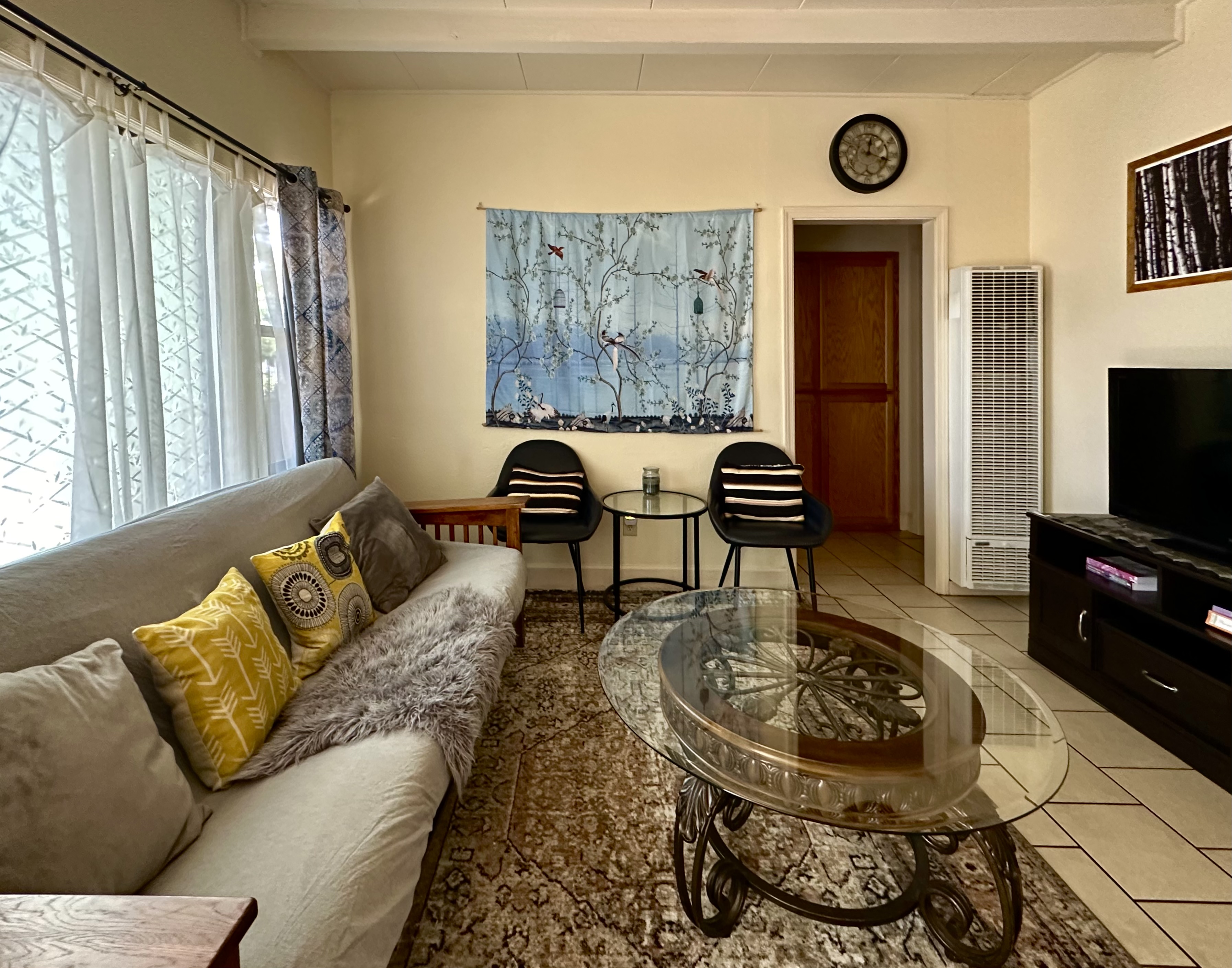 Home Away in Oroville- near downtown and river