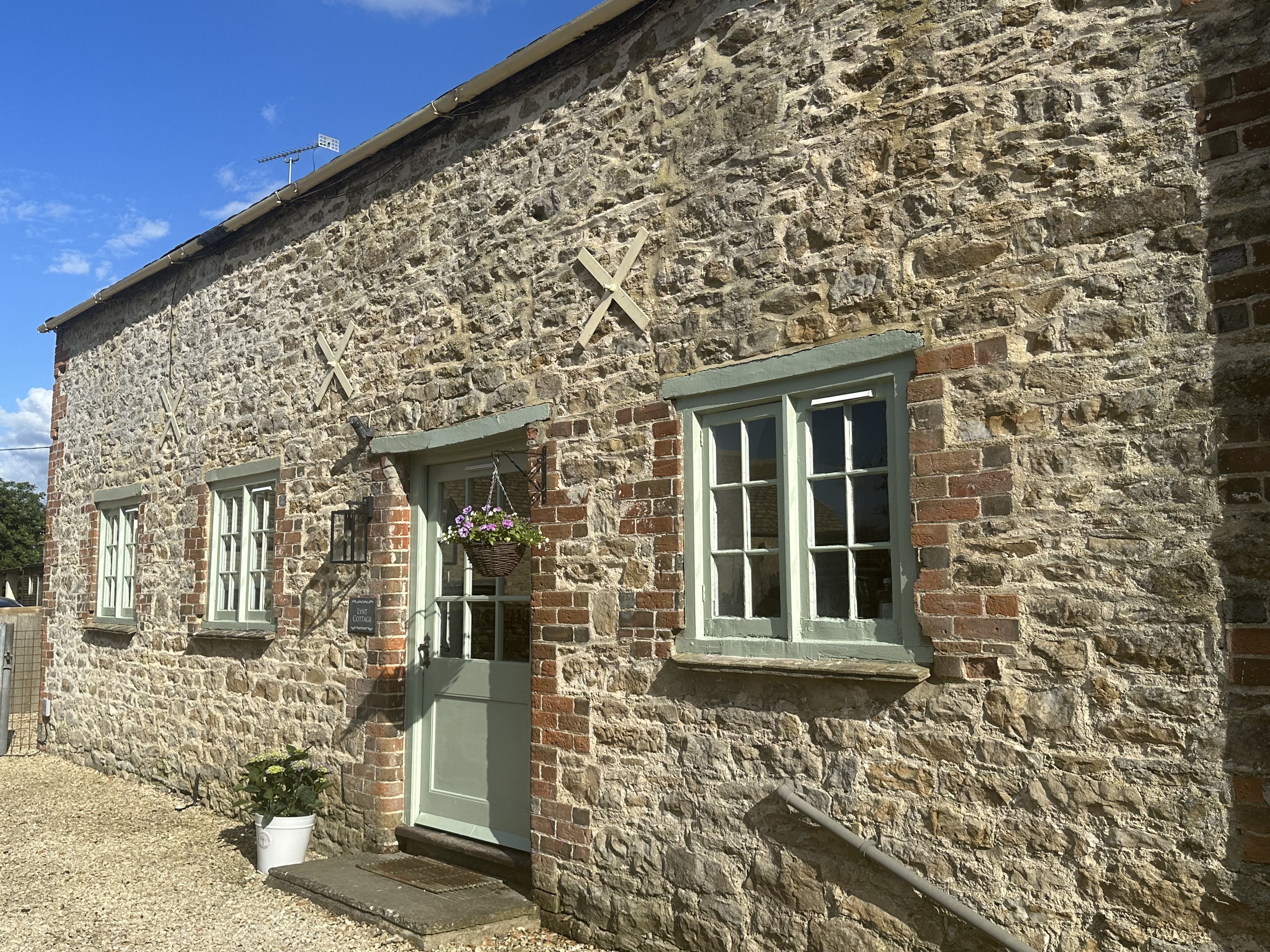 Cotswold Country Cottage