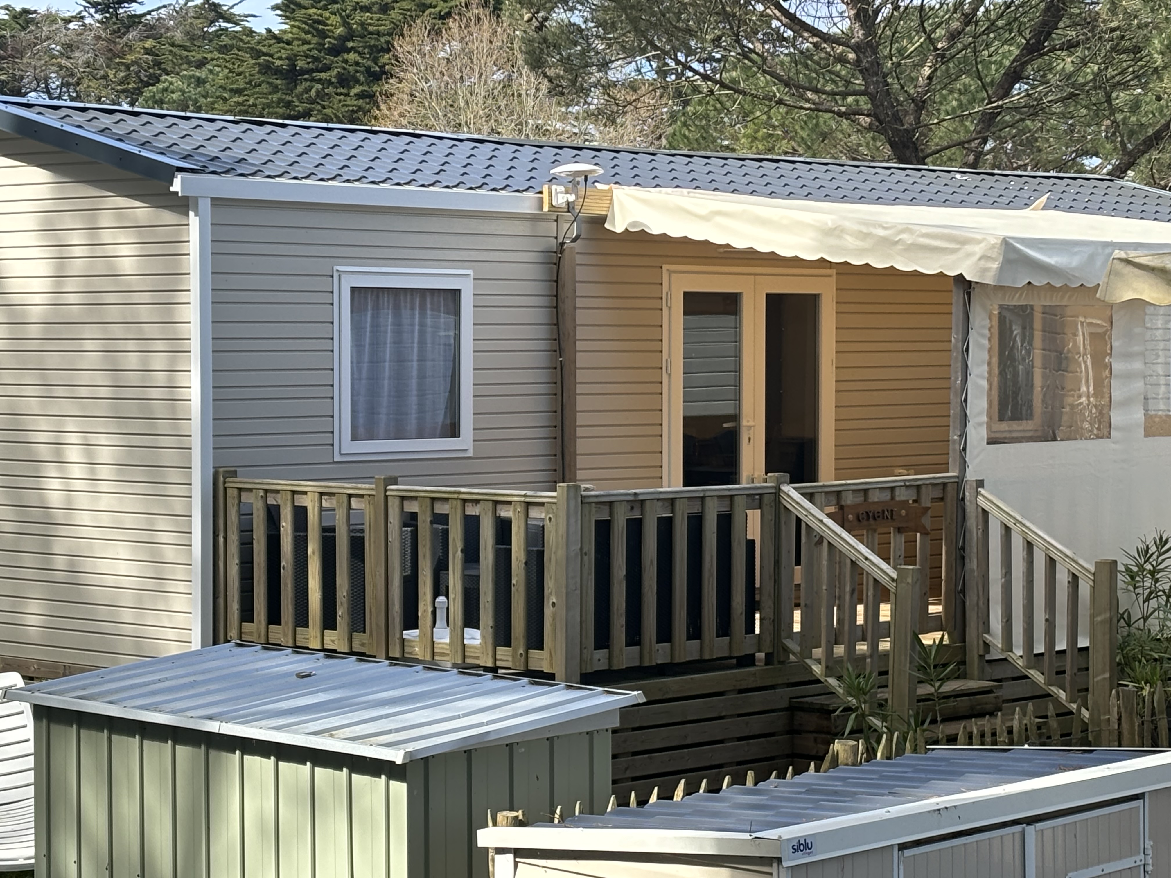 MOBIL HOME SWAN 85
