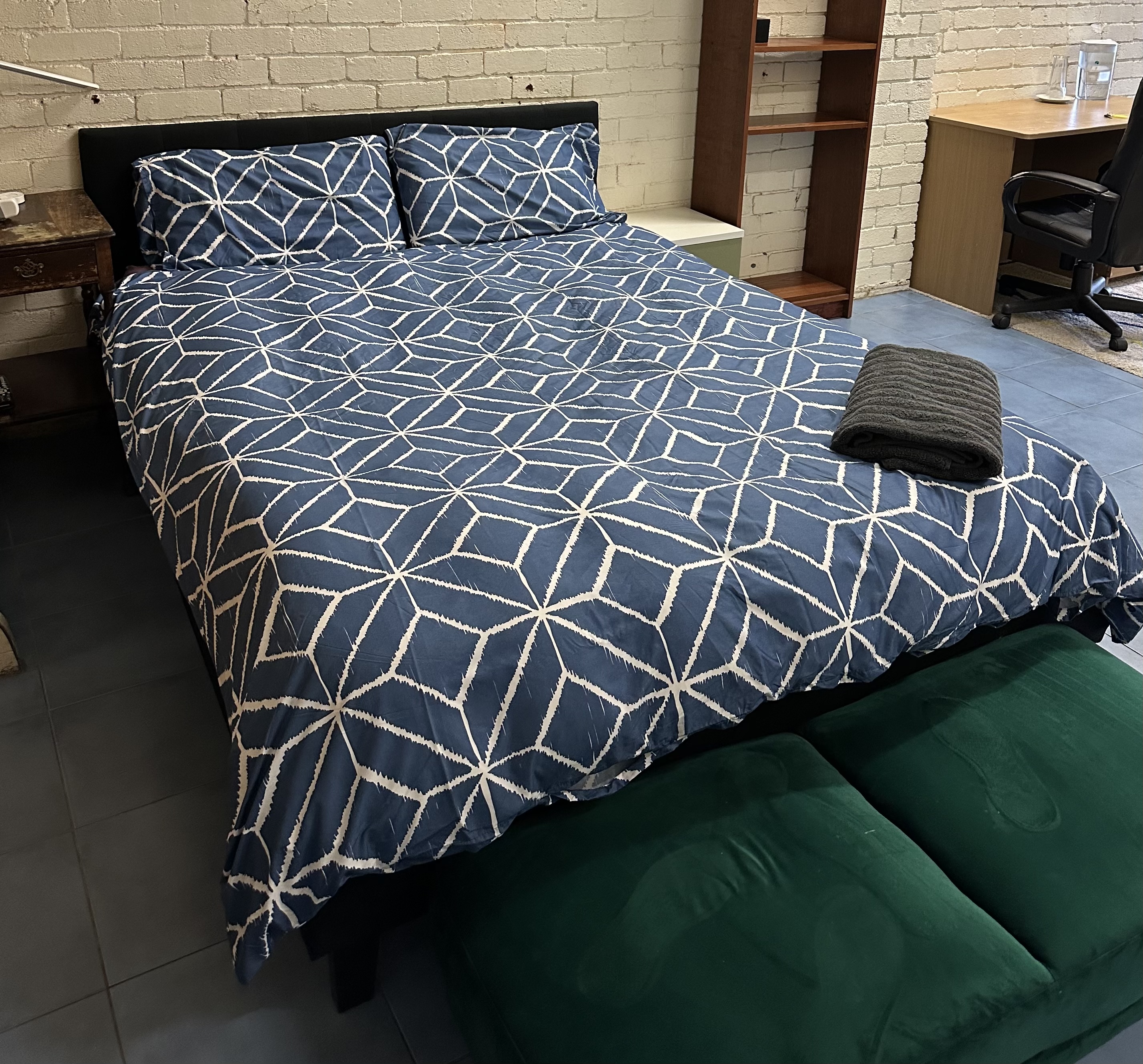 Studio Apartment for 1-3 Guests and Pets FREE Gym