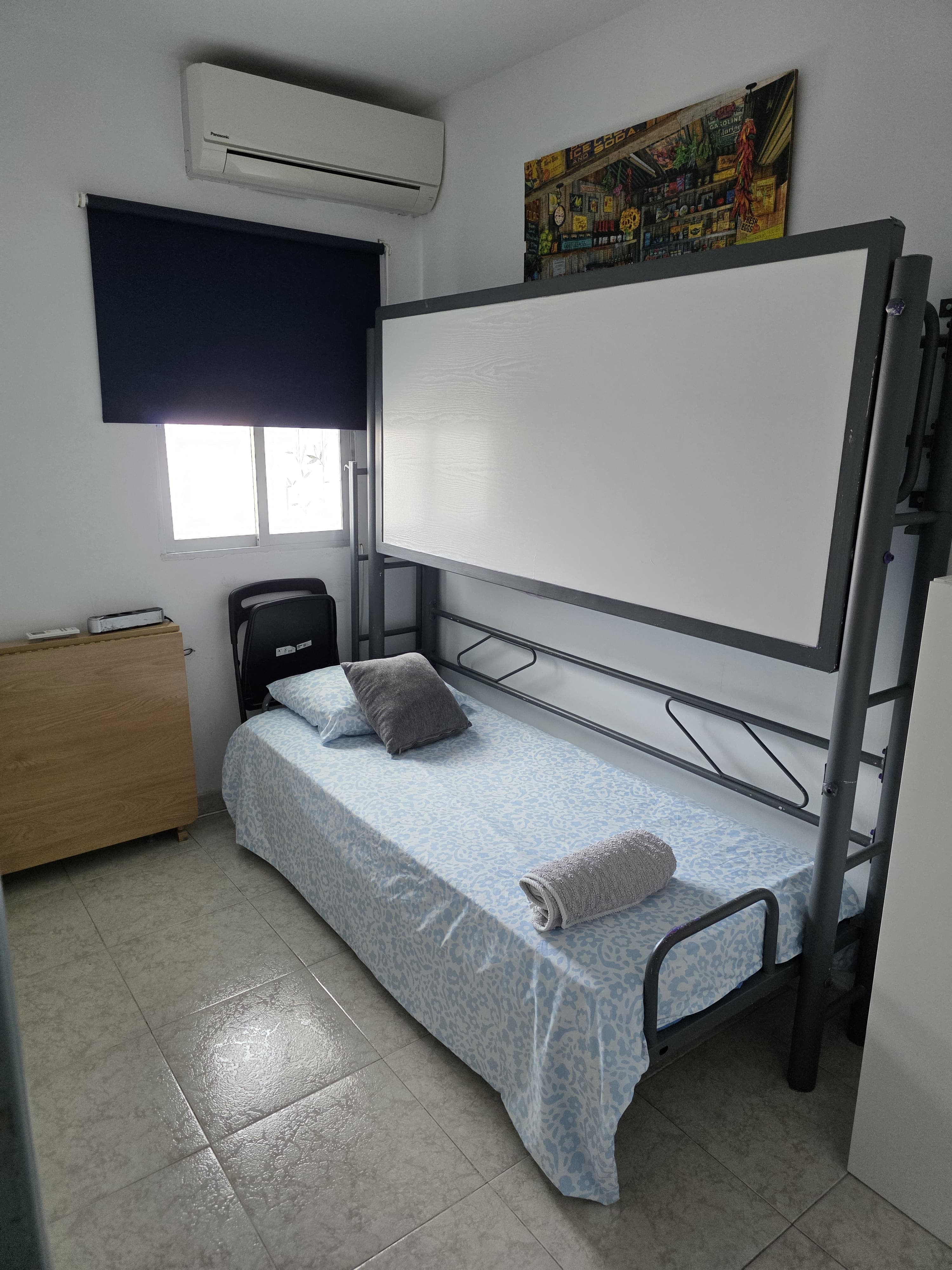 Acogedora habitación a 1 km de aeropuerto e Ifema