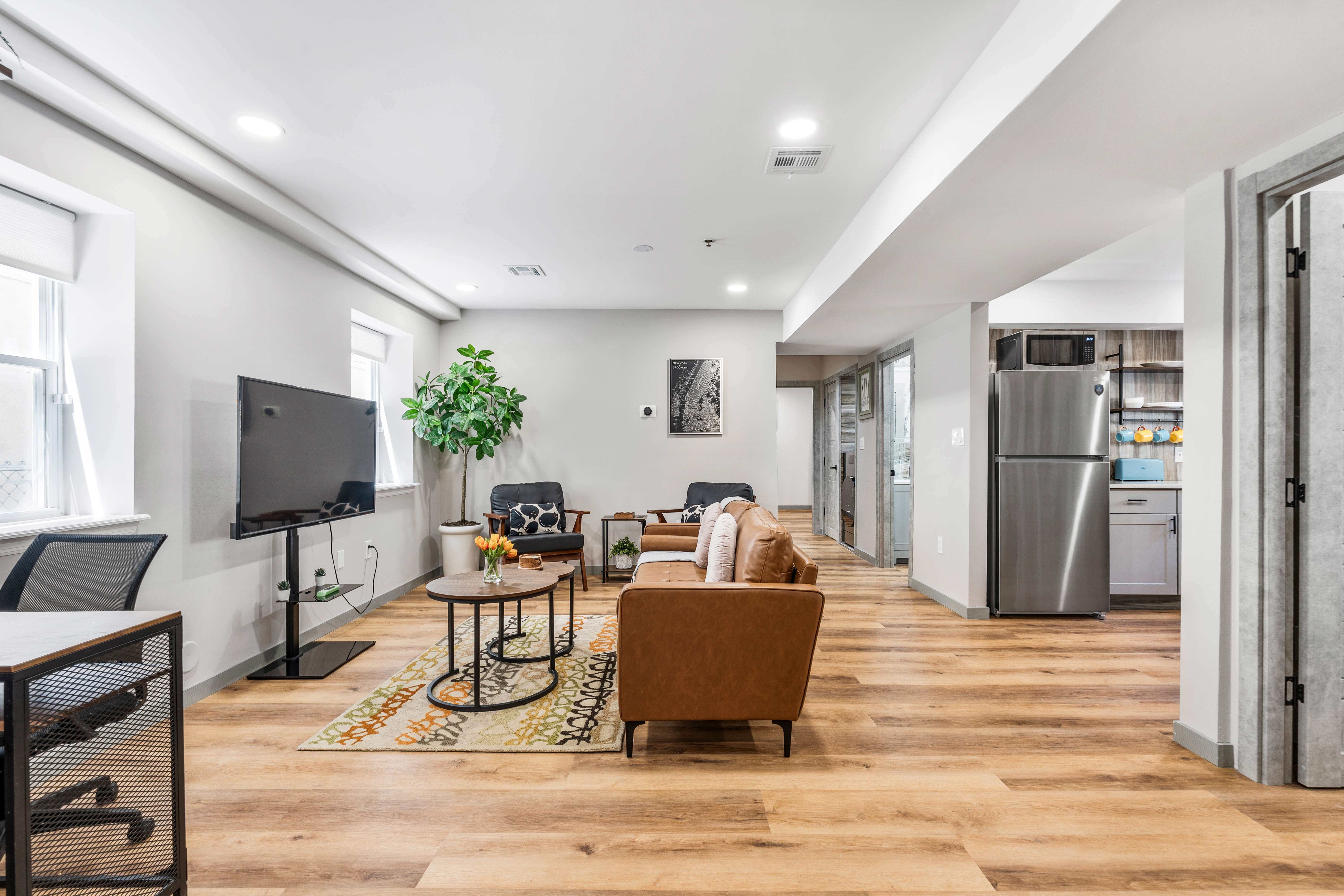 Cozy & Neat Retreat | Free Parking |Workspace in North, Newark