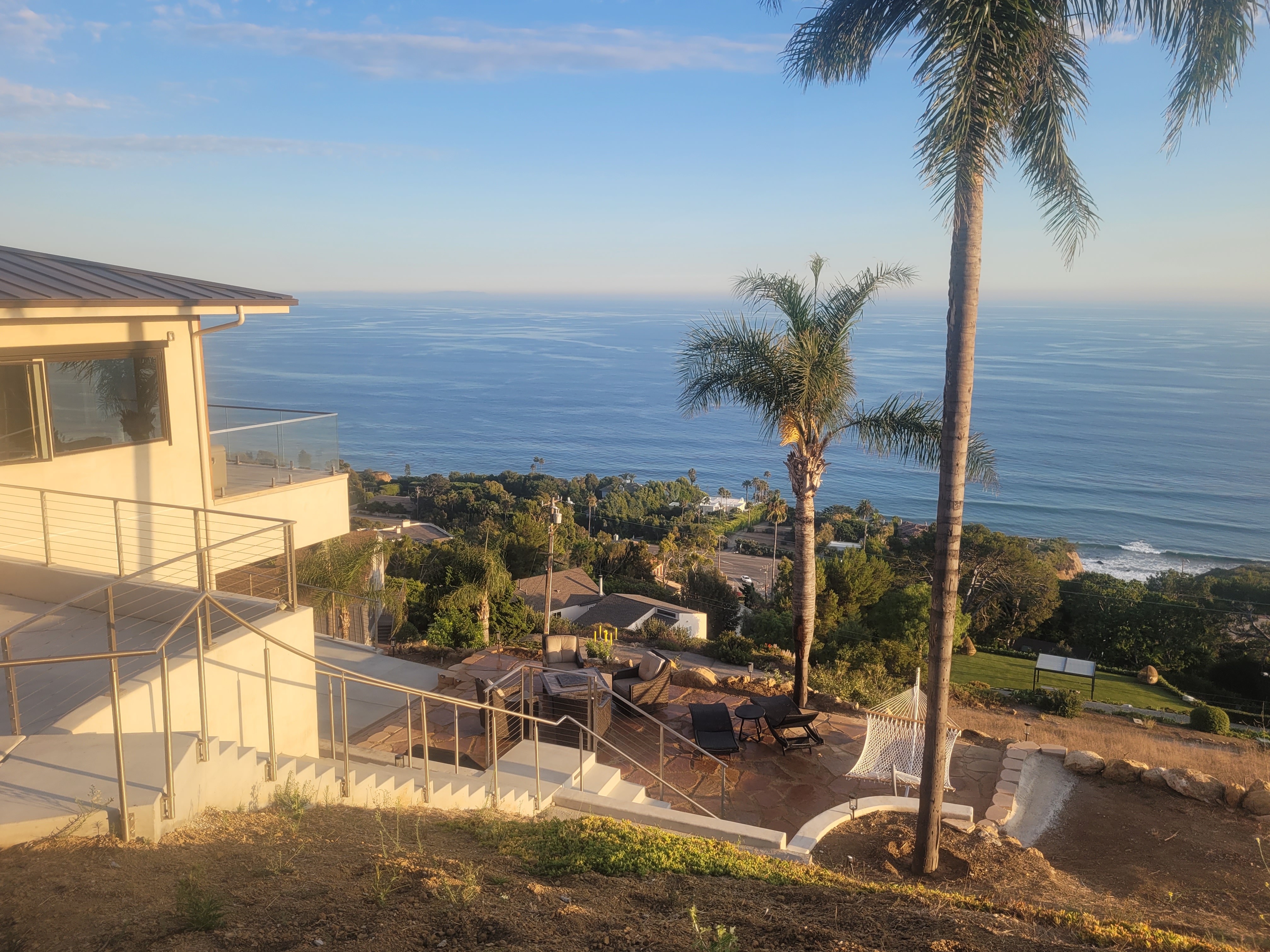 Ocean Sunsets on Malibu Bluff in Malibu, Los Angeles