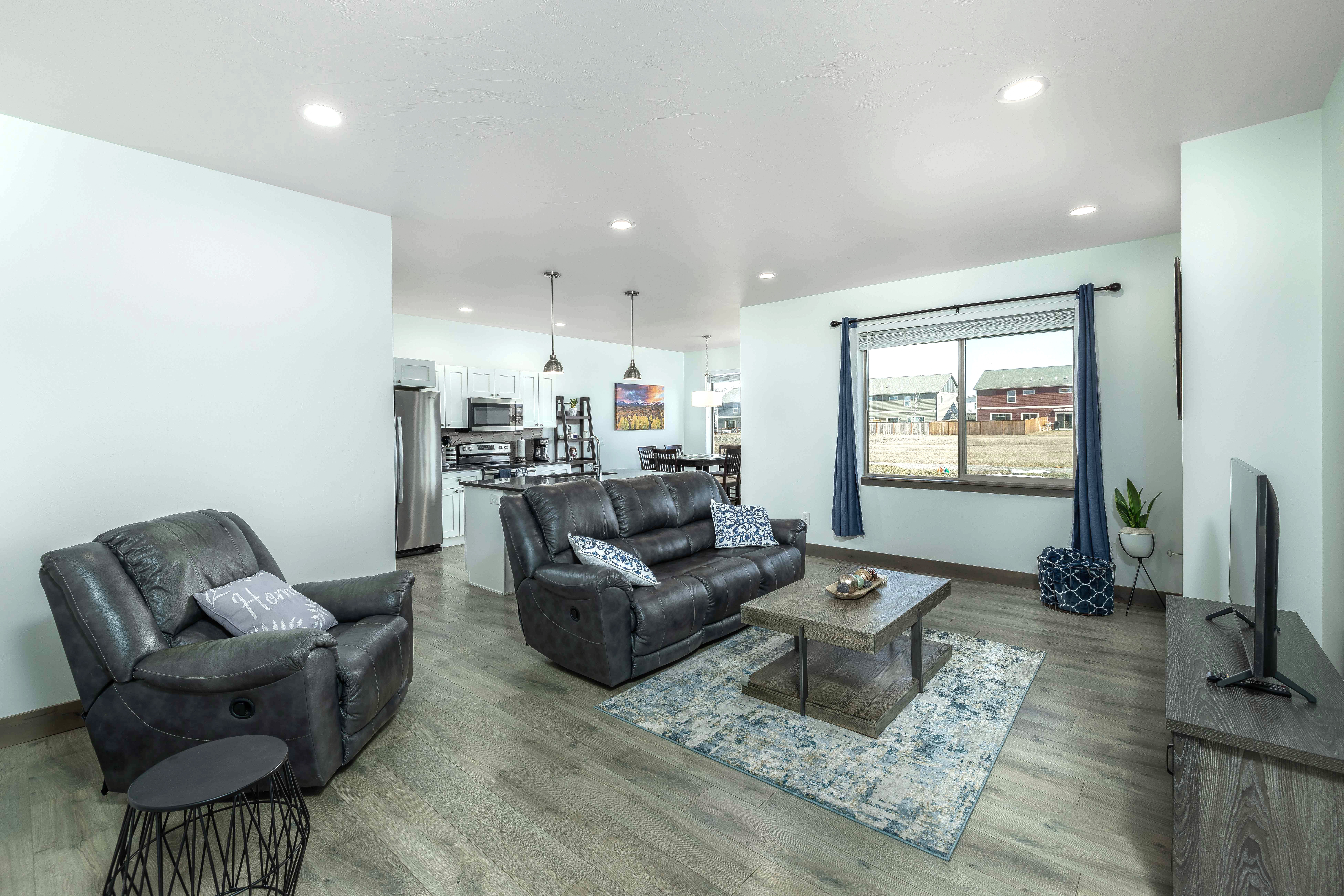 Large Townhome, Fenced Yard, walking Trails, a/c in Bozeman, Bozeman