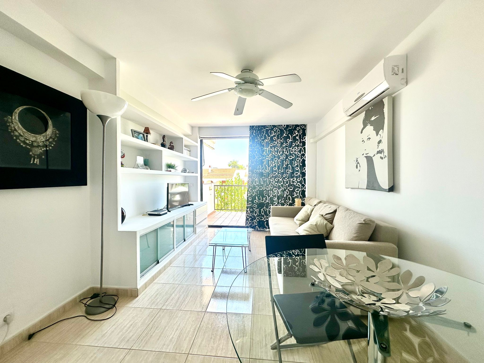 V CALA BLANCA A 2 MIN PLAYA 4PAX (PTE FULL) in Ciutadella de Menorca, Menorca