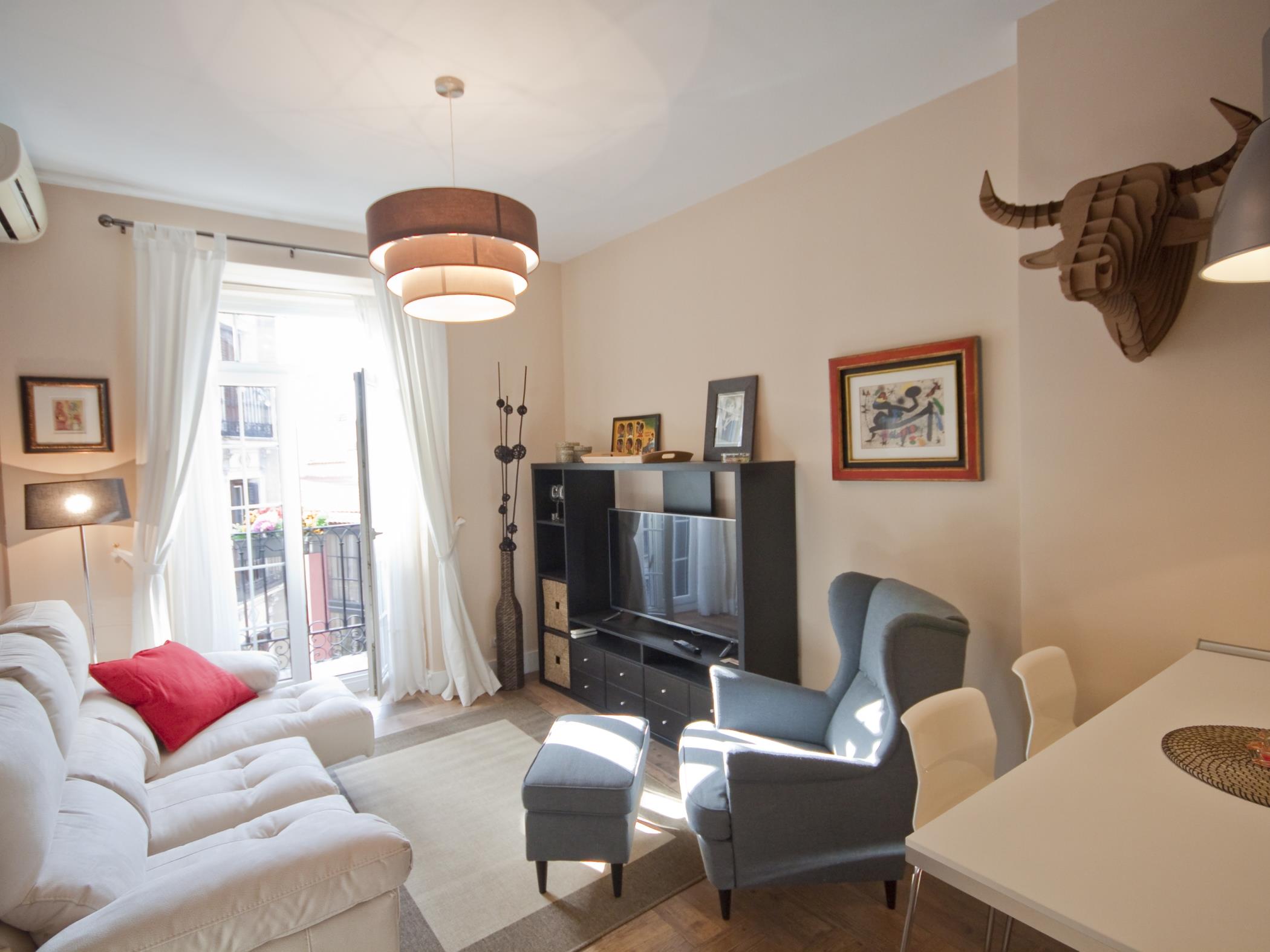Central flat with lift in Callao