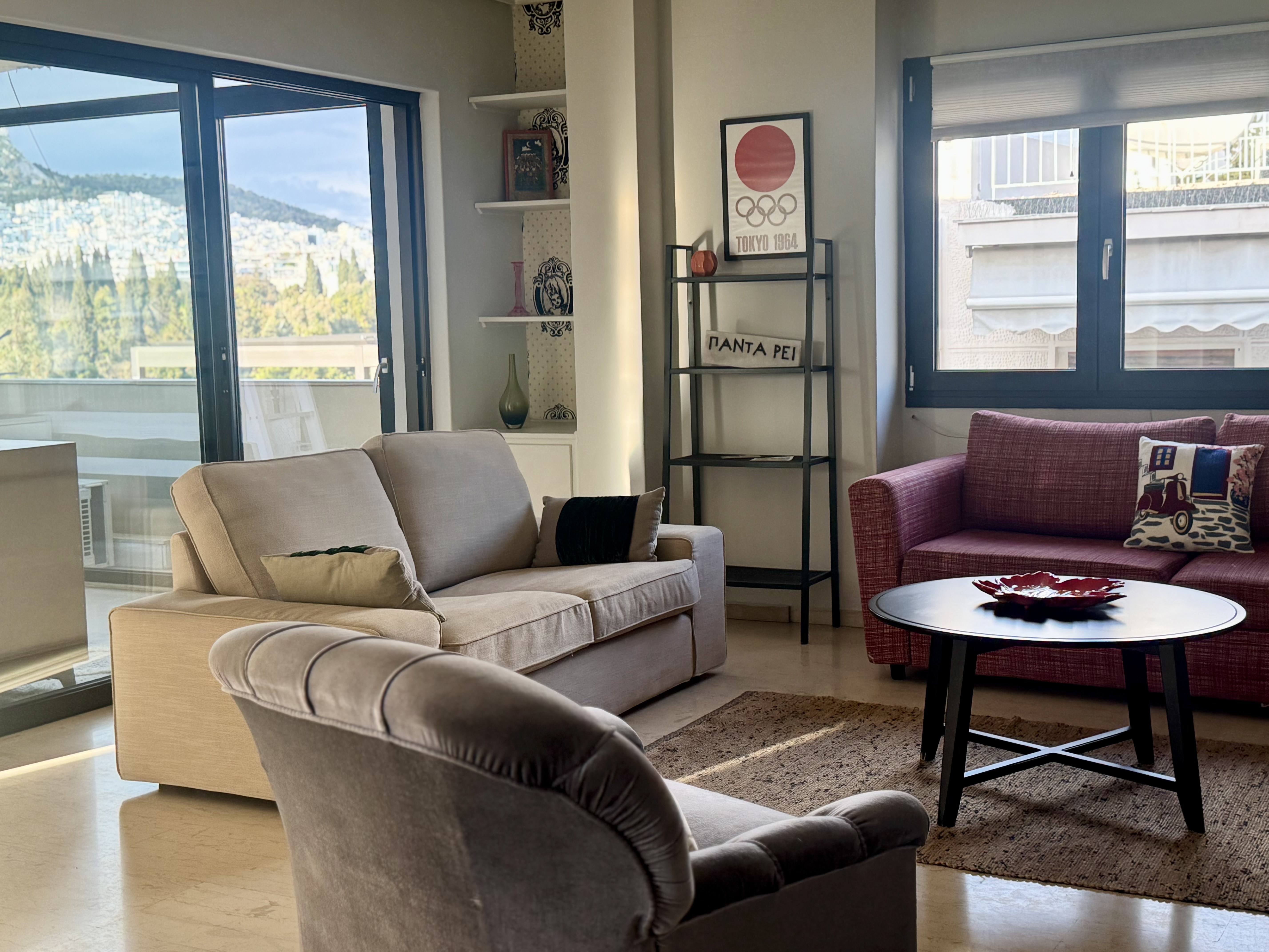 Acropolis Ray of light - Spacious - Stunning Views in ΣΤΑΔΙΟ, Athens