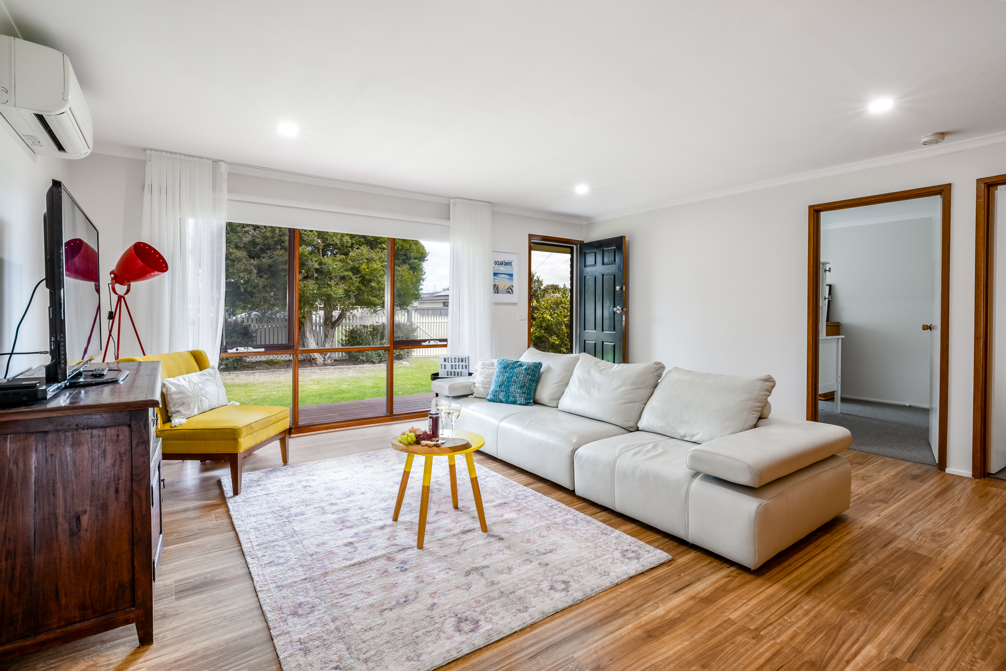 PAWS by the Sea |Dog friendly house |200m to beach in Greater Geelong, Barwon South West Vic