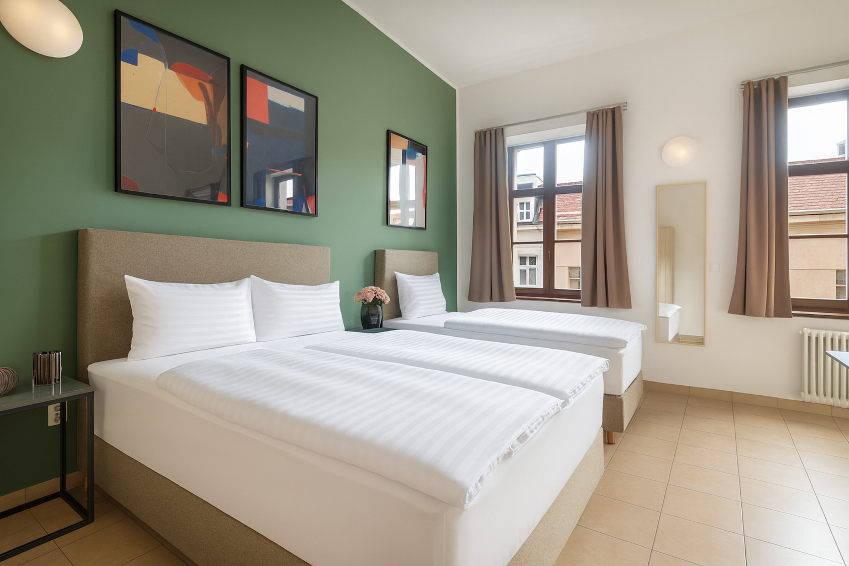 Dwellfort | Charming Apartment in a Fabulous Area
