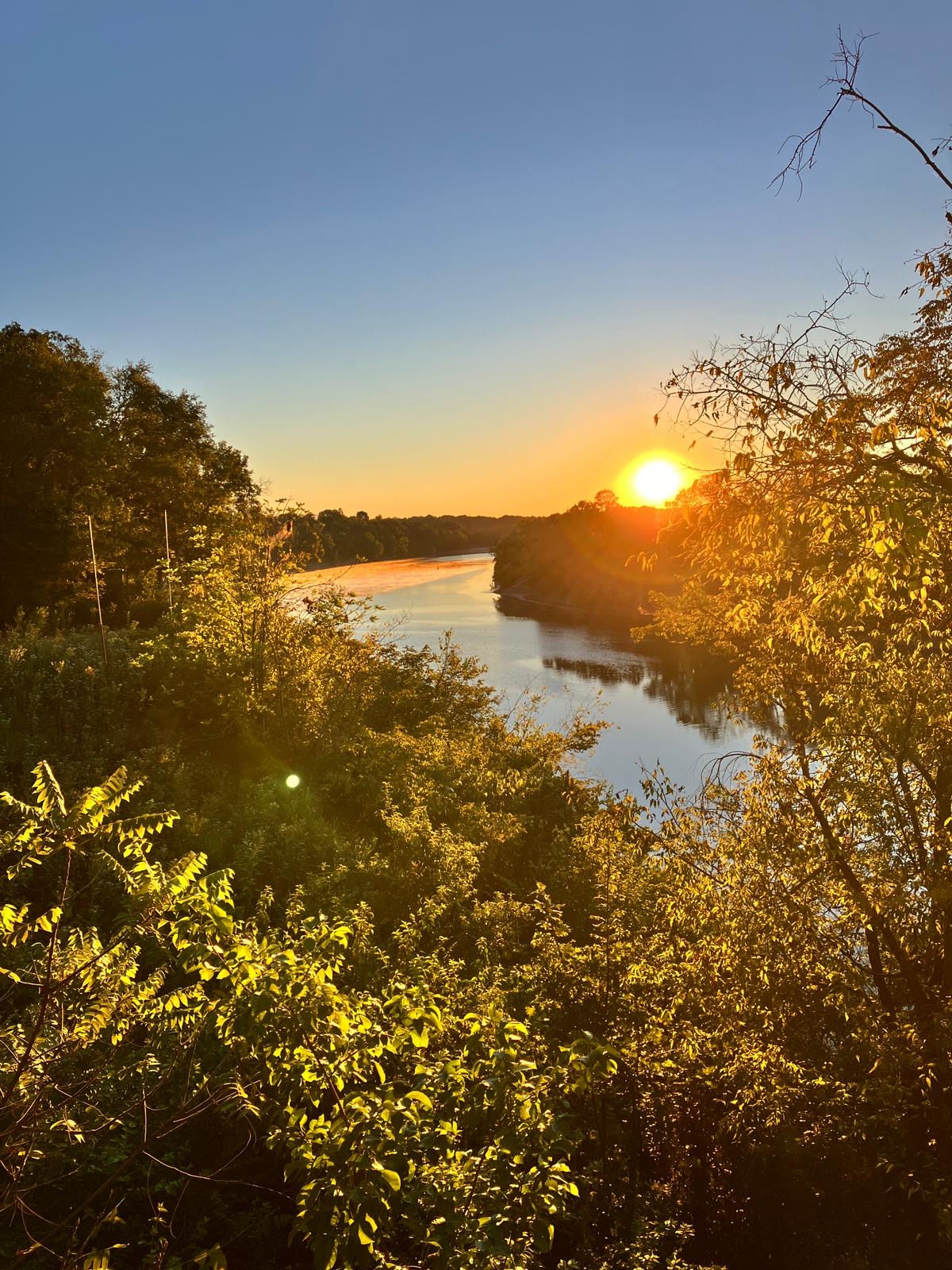 Beautiful River Retreat Sanctuary in Nashvillle in District 7, Nashville