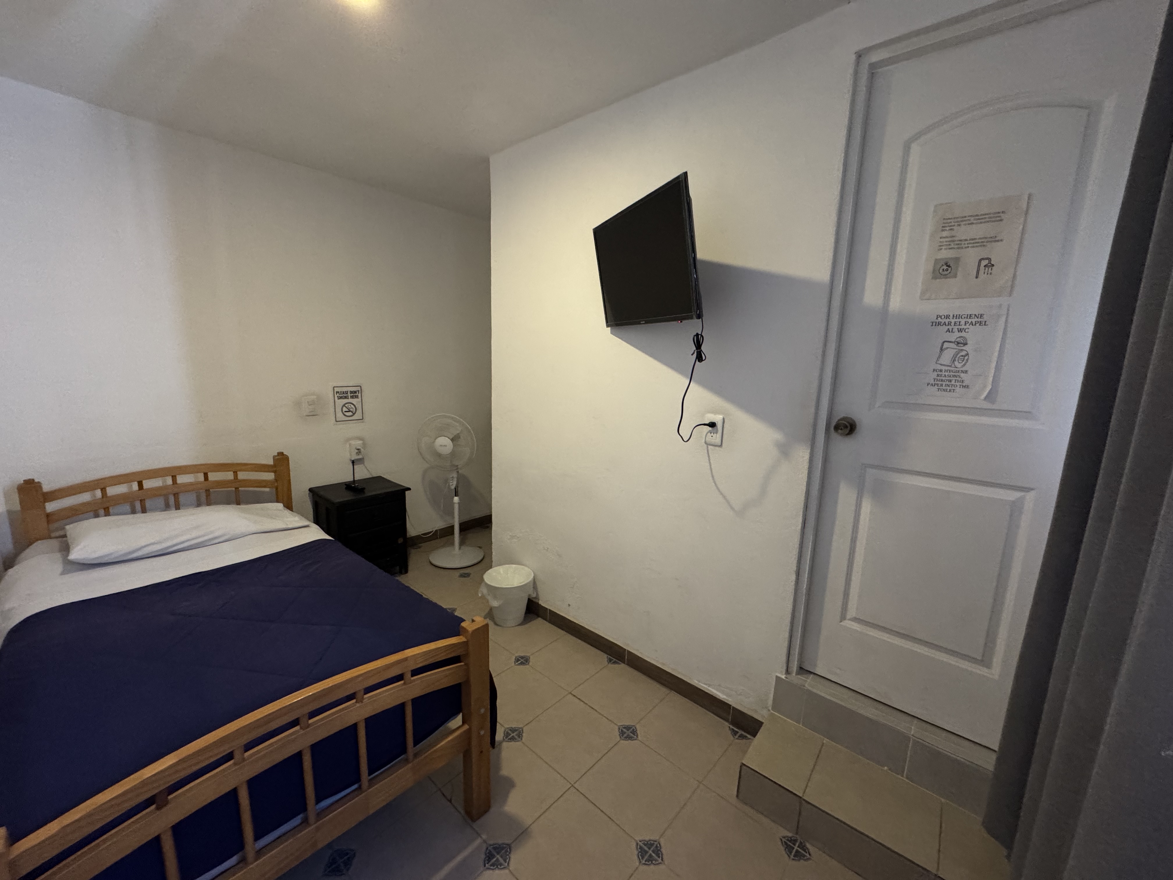 Room (A) 5 minutes from Airport T1/T2 CDMX